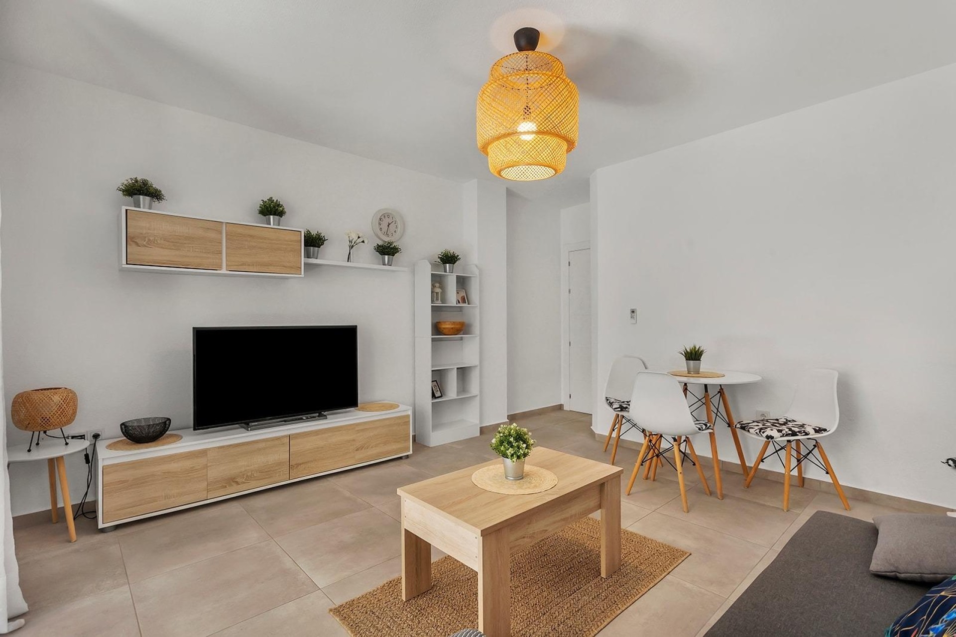 Sprzedaż - Apartament / Mieszkanie -
Torrevieja - Playa de los Locos