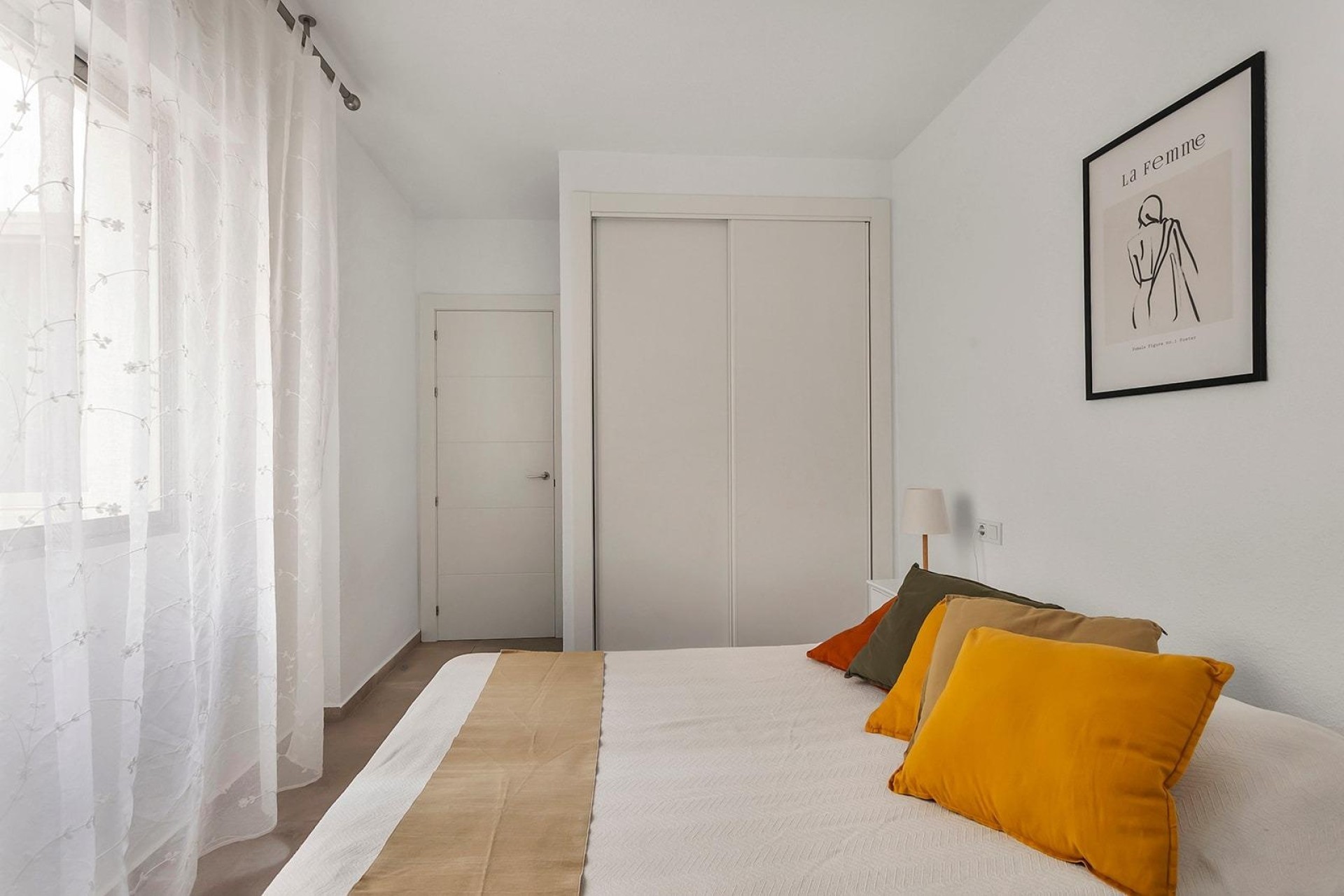 Sprzedaż - Apartament / Mieszkanie -
Torrevieja - Playa de los Locos