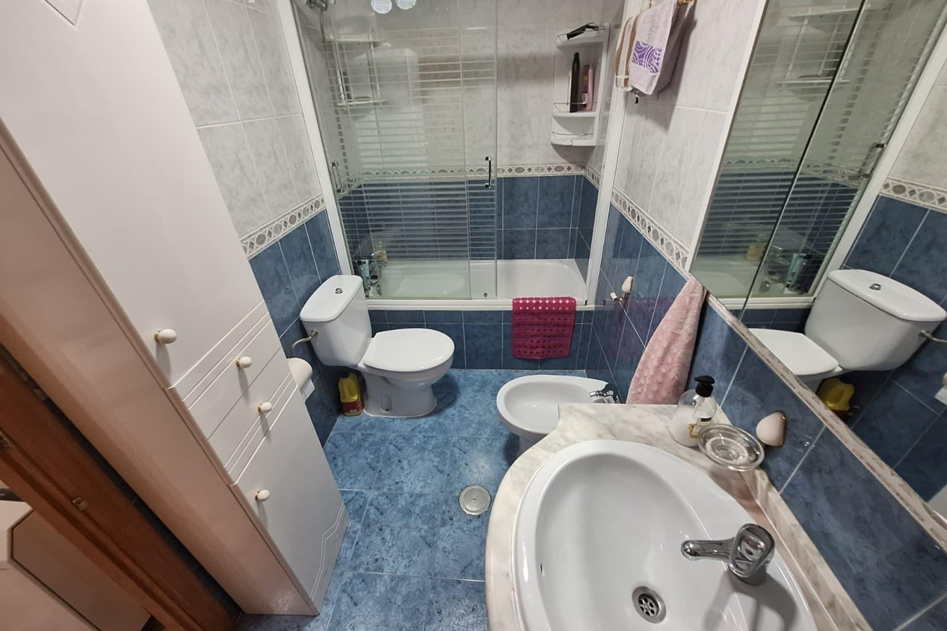 Sprzedaż - Apartament / Mieszkanie -
Torrevieja - Playa de los Locos