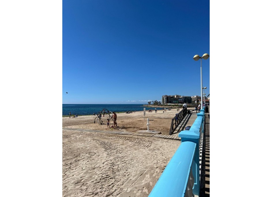 Sprzedaż - Apartament mieszkanie -
Torrevieja - Playa de los Locos