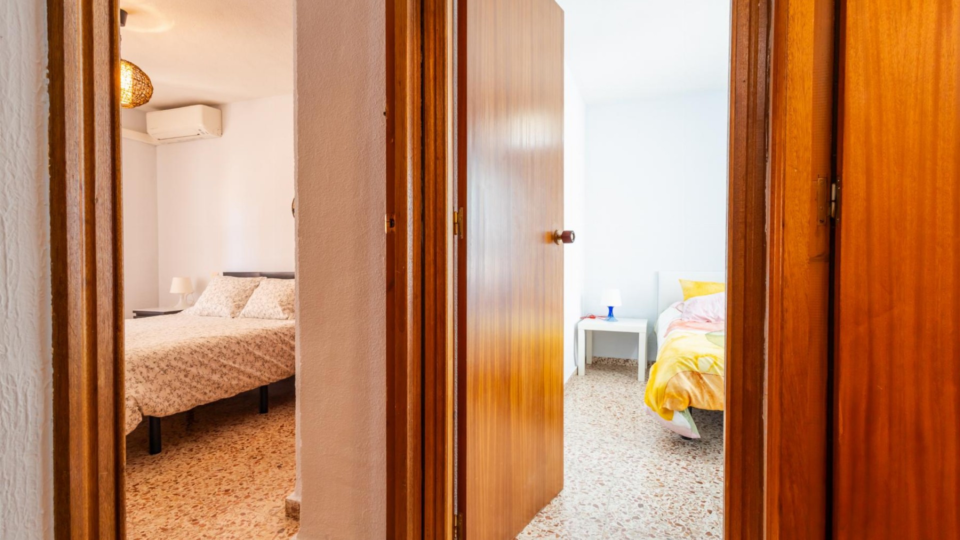 Sprzedaż - Apartament mieszkanie -
Torrevieja - Playa de los Naufragos