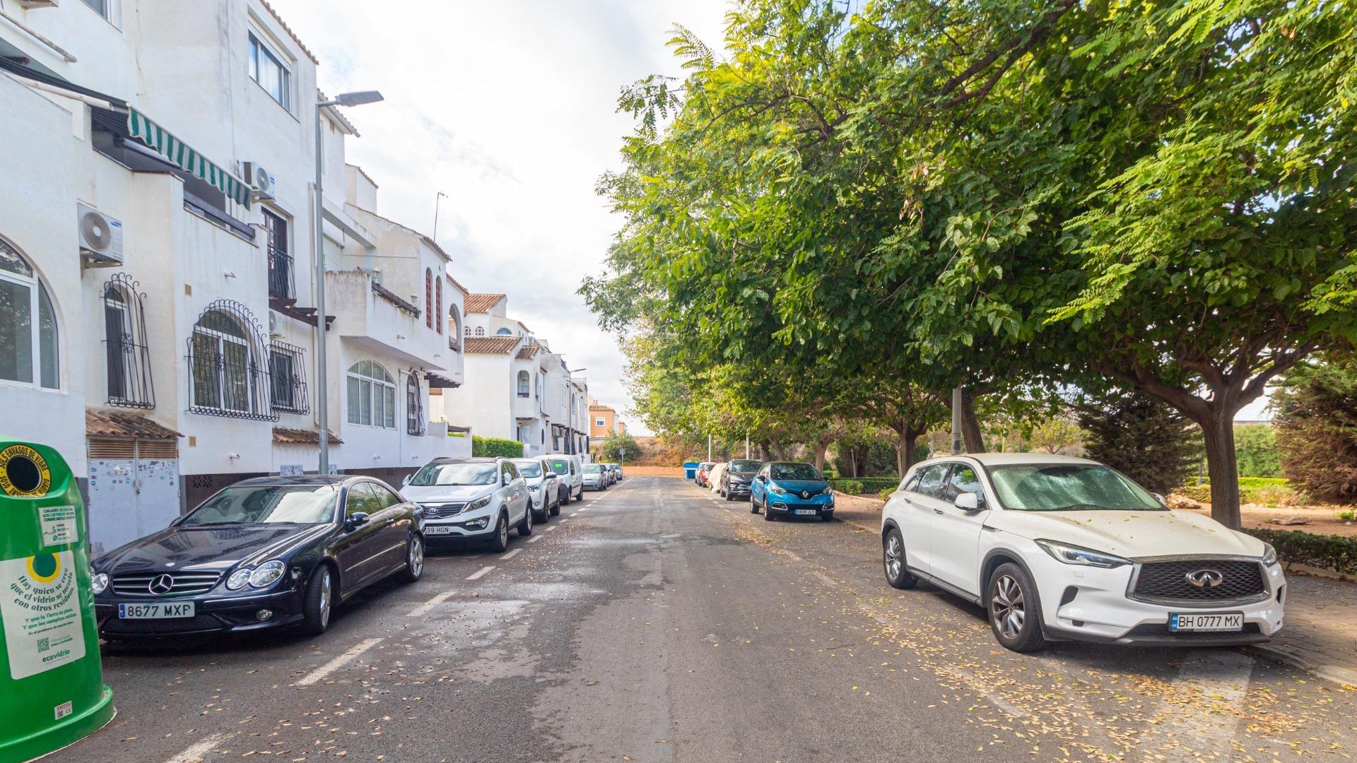 Sprzedaż - Apartament mieszkanie -
Torrevieja - Playa de los Naufragos