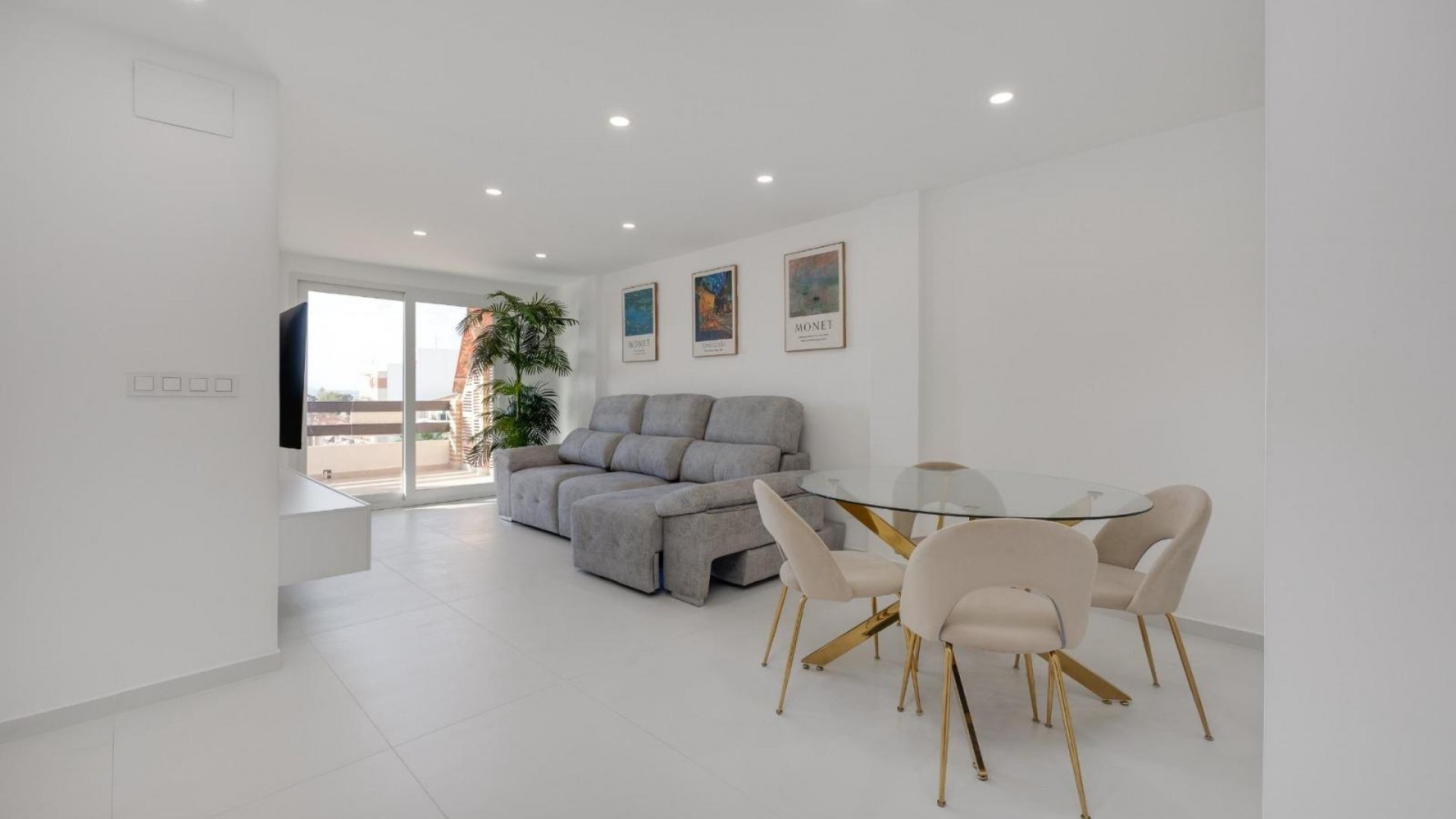 Sprzedaż - Apartament mieszkanie -
Torrevieja - Playa de los Naufragos