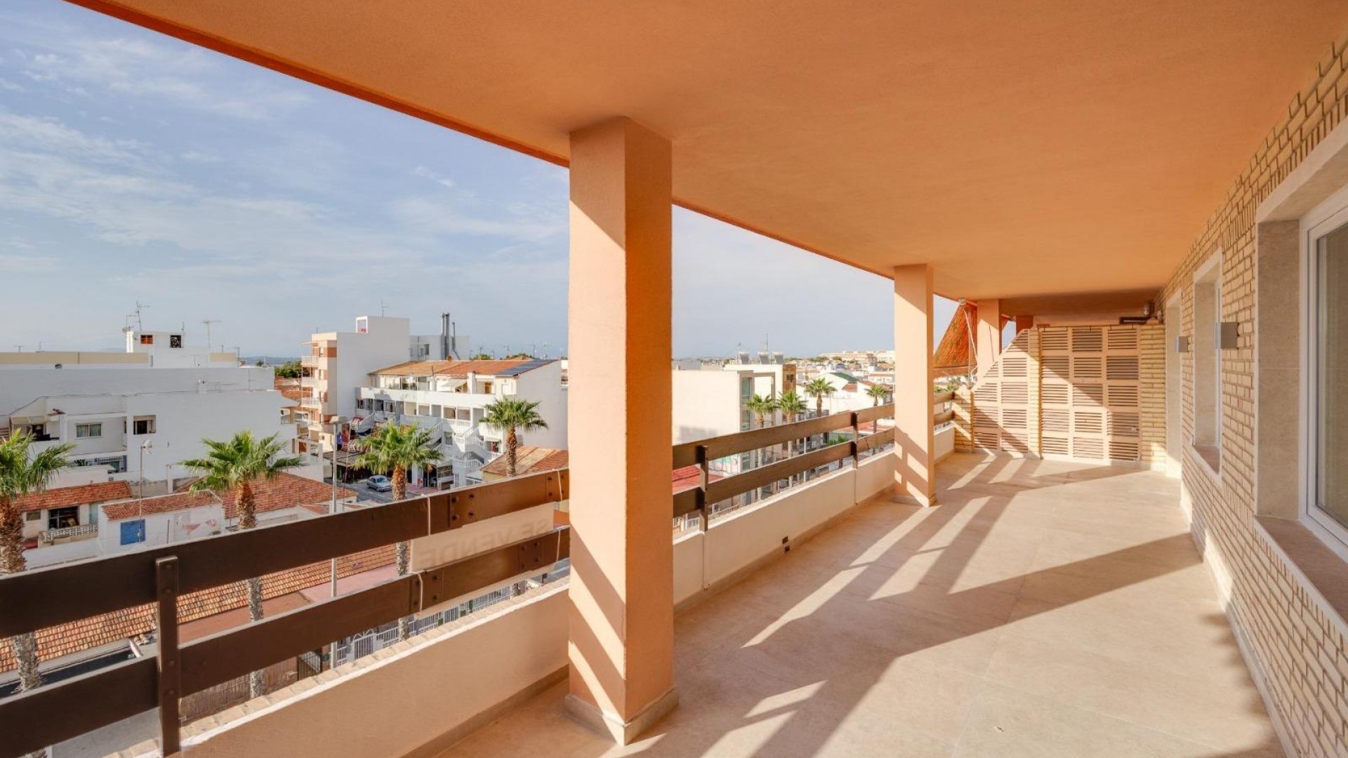 Sprzedaż - Apartament mieszkanie -
Torrevieja - Playa de los Naufragos