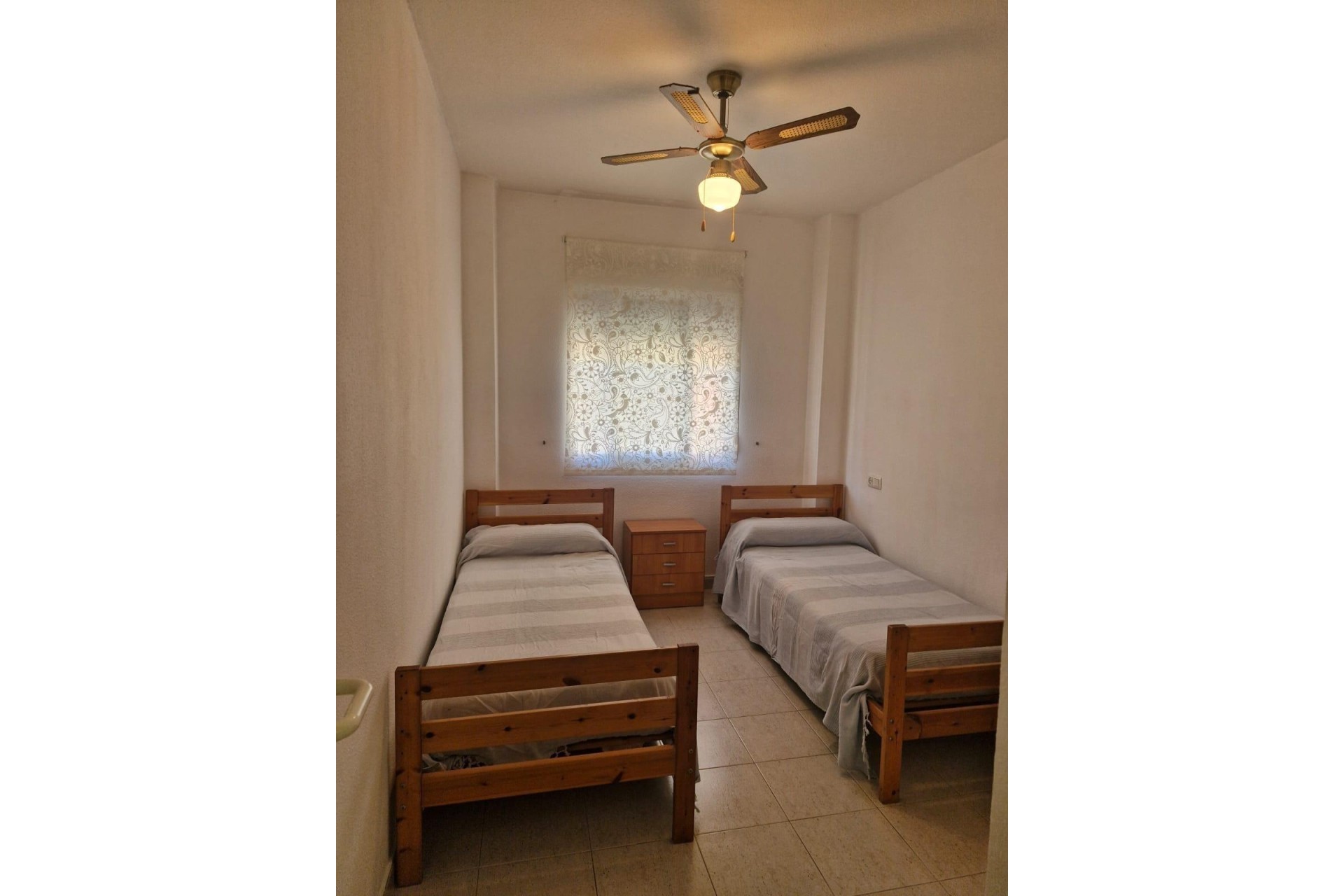 Sprzedaż - Apartament / Mieszkanie -
Torrevieja - Playa de los Naufragos