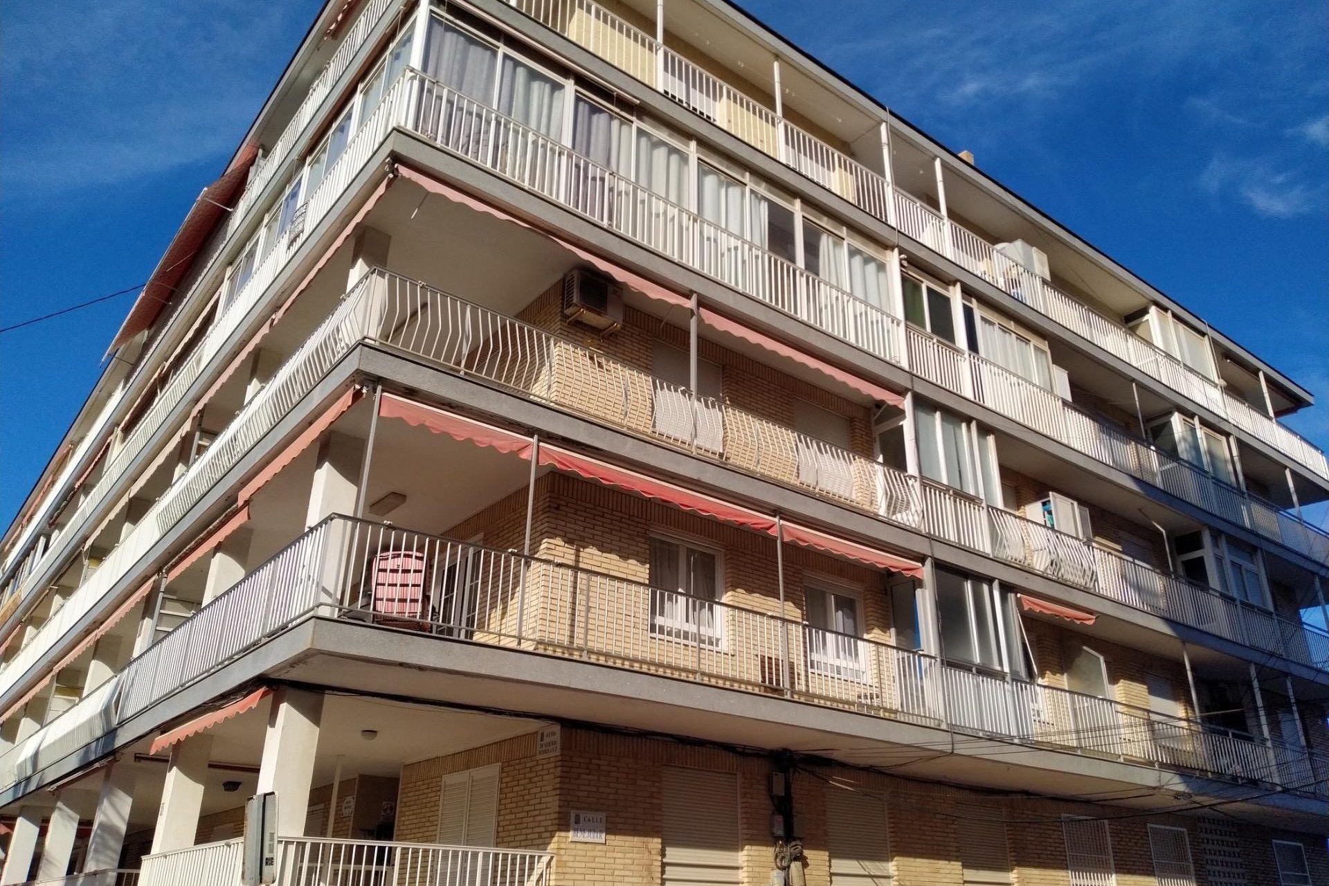 Sprzedaż - Apartament / Mieszkanie -
Torrevieja - Playa de los Naufragos