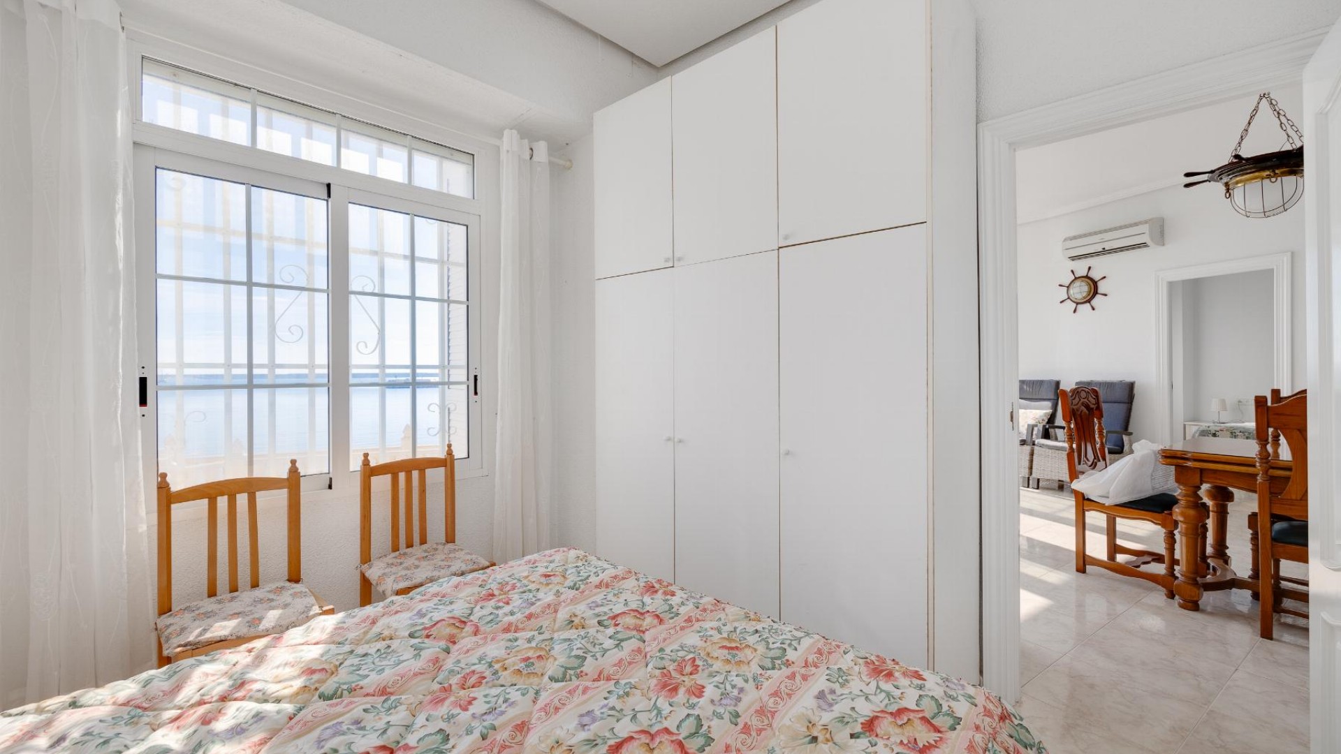 Sprzedaż - Apartament mieszkanie -
Torrevieja - Playa del Acequión