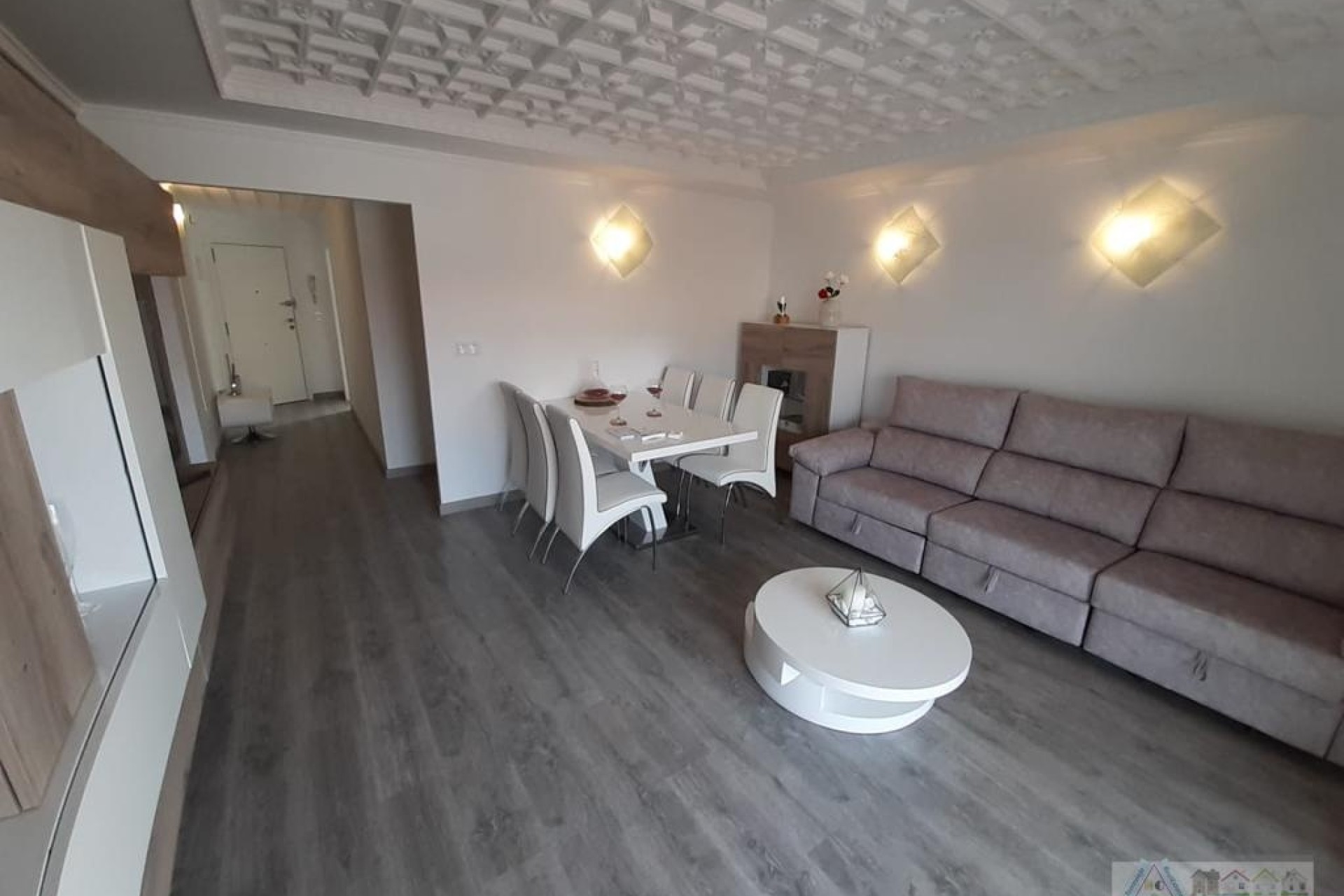Sprzedaż - Apartament mieszkanie -
Torrevieja - Playa del Acequión
