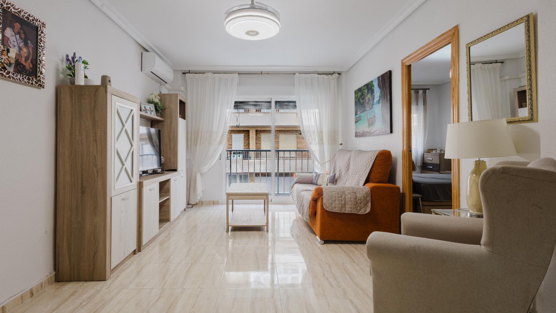 Sprzedaż - Apartament mieszkanie -
Torrevieja - Playa del Acequión