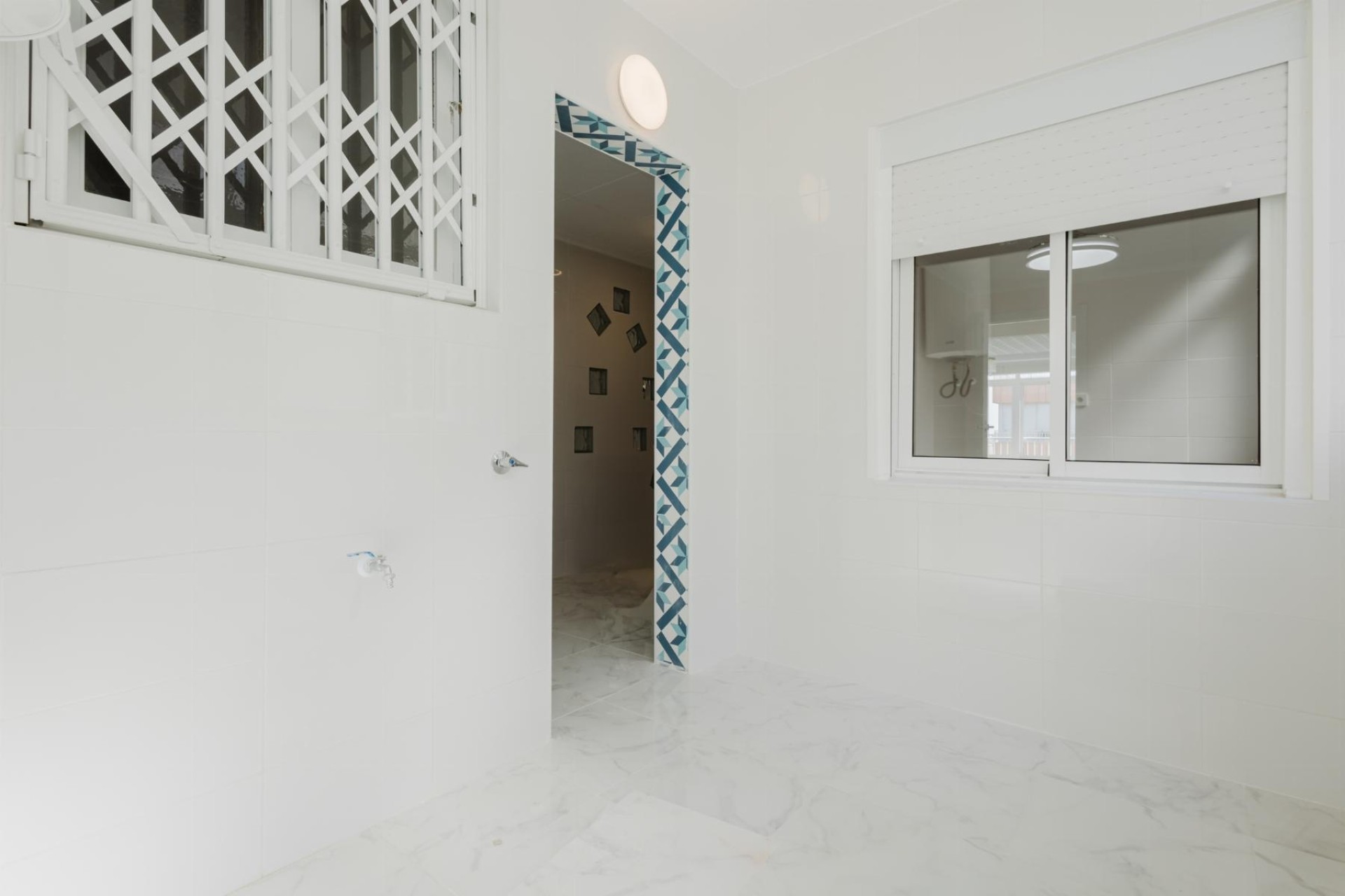 Sprzedaż - Apartament mieszkanie -
Torrevieja - Playa del Acequión