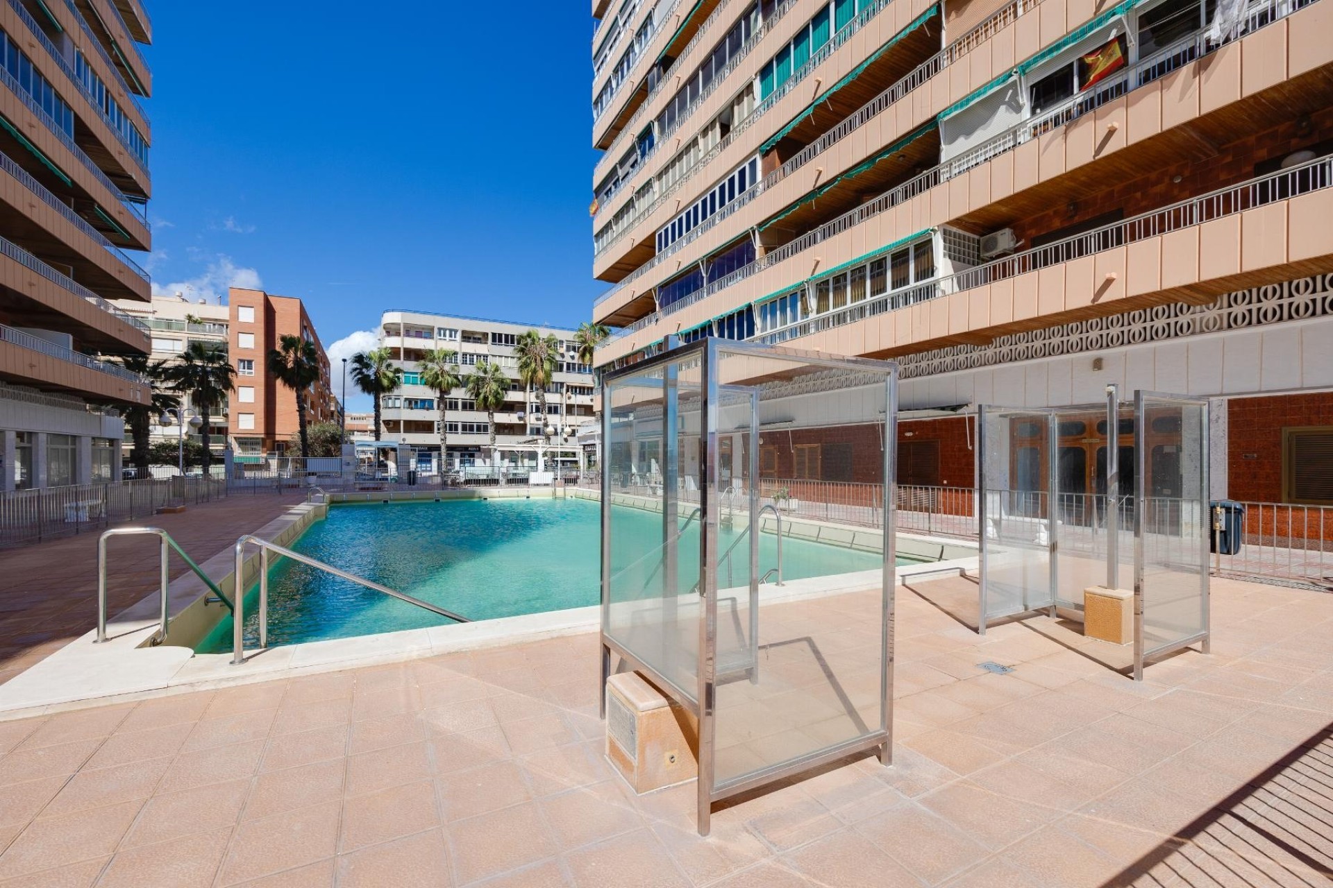 Sprzedaż - Apartament / Mieszkanie -
Torrevieja - Playa del Acequión