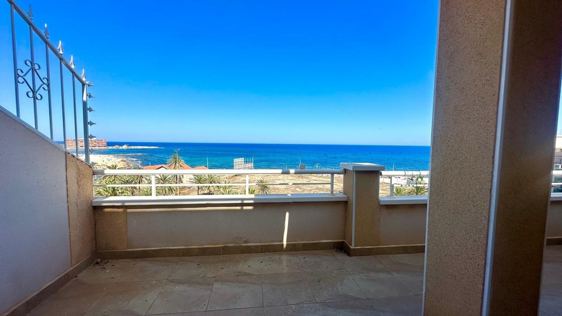 Sprzedaż - Apartament mieszkanie -
Torrevieja - Playa del cura