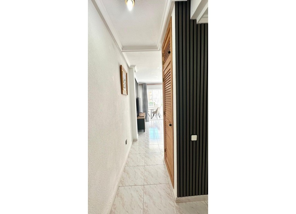 Sprzedaż - Apartament mieszkanie -
Torrevieja - Playa del cura