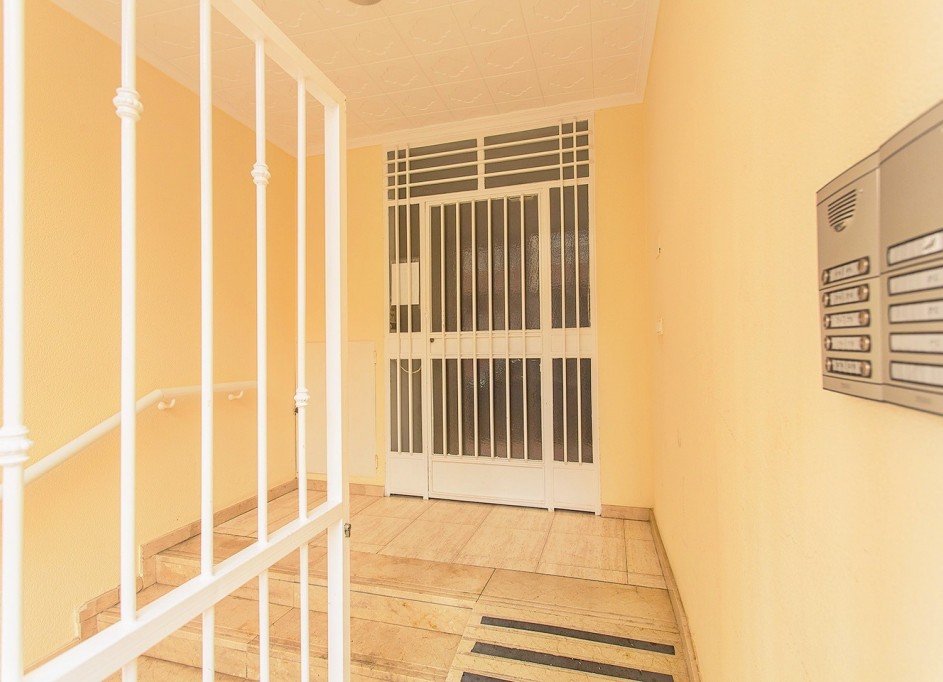 Sprzedaż - Apartament mieszkanie -
Torrevieja - Playa del cura