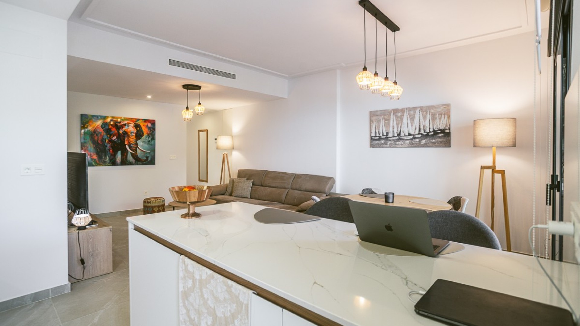 Sprzedaż - Apartament mieszkanie -
Torrevieja - Playa del Cura