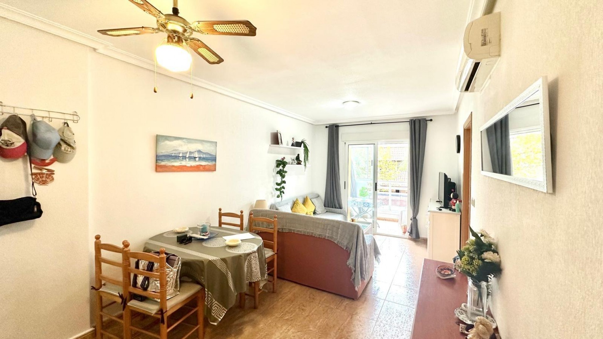 Sprzedaż - Apartament mieszkanie -
Torrevieja - Playa del cura