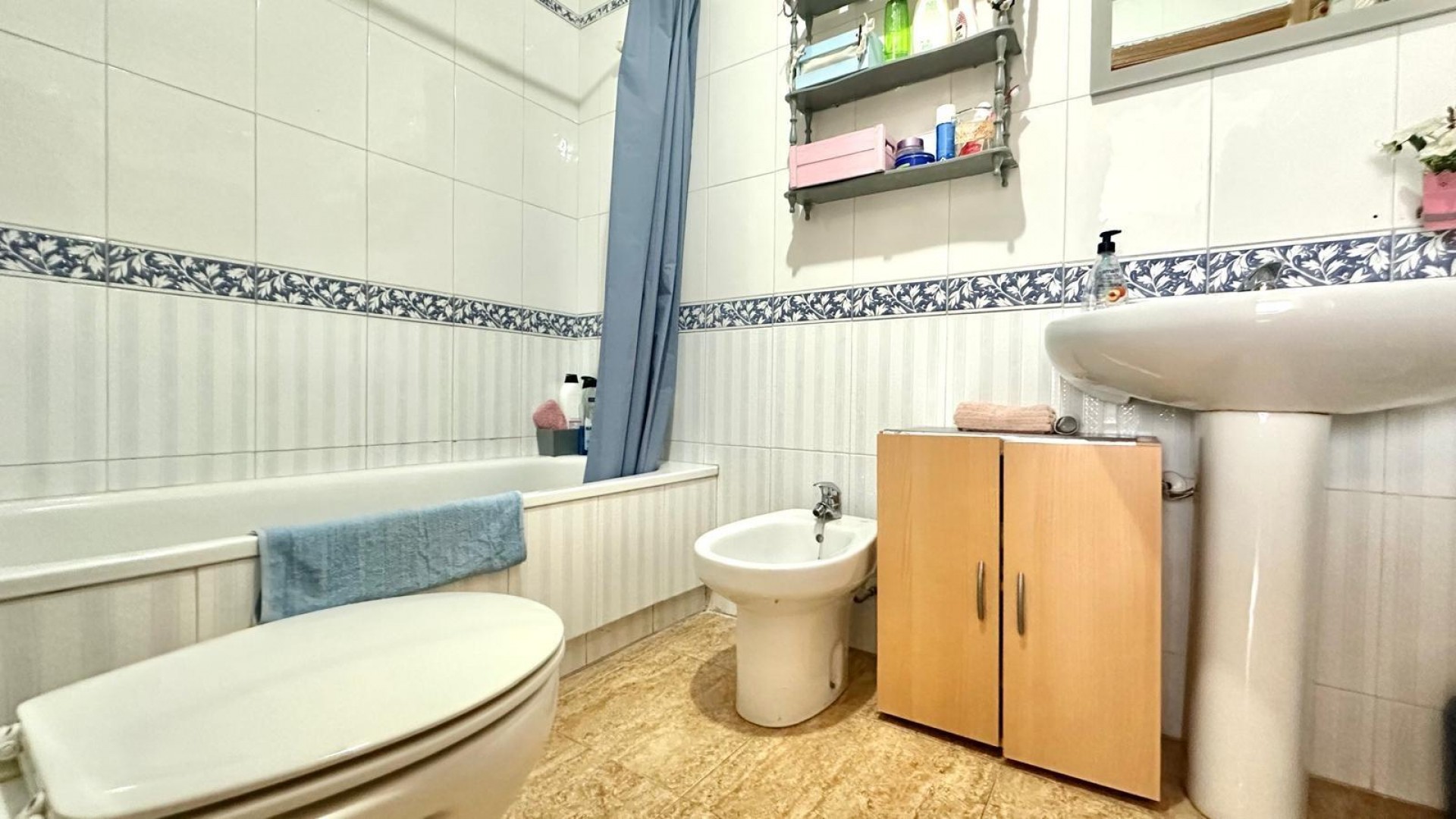 Sprzedaż - Apartament mieszkanie -
Torrevieja - Playa del cura