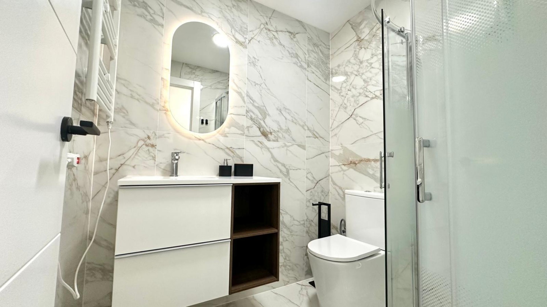 Sprzedaż - Apartament mieszkanie -
Torrevieja - Playa del cura