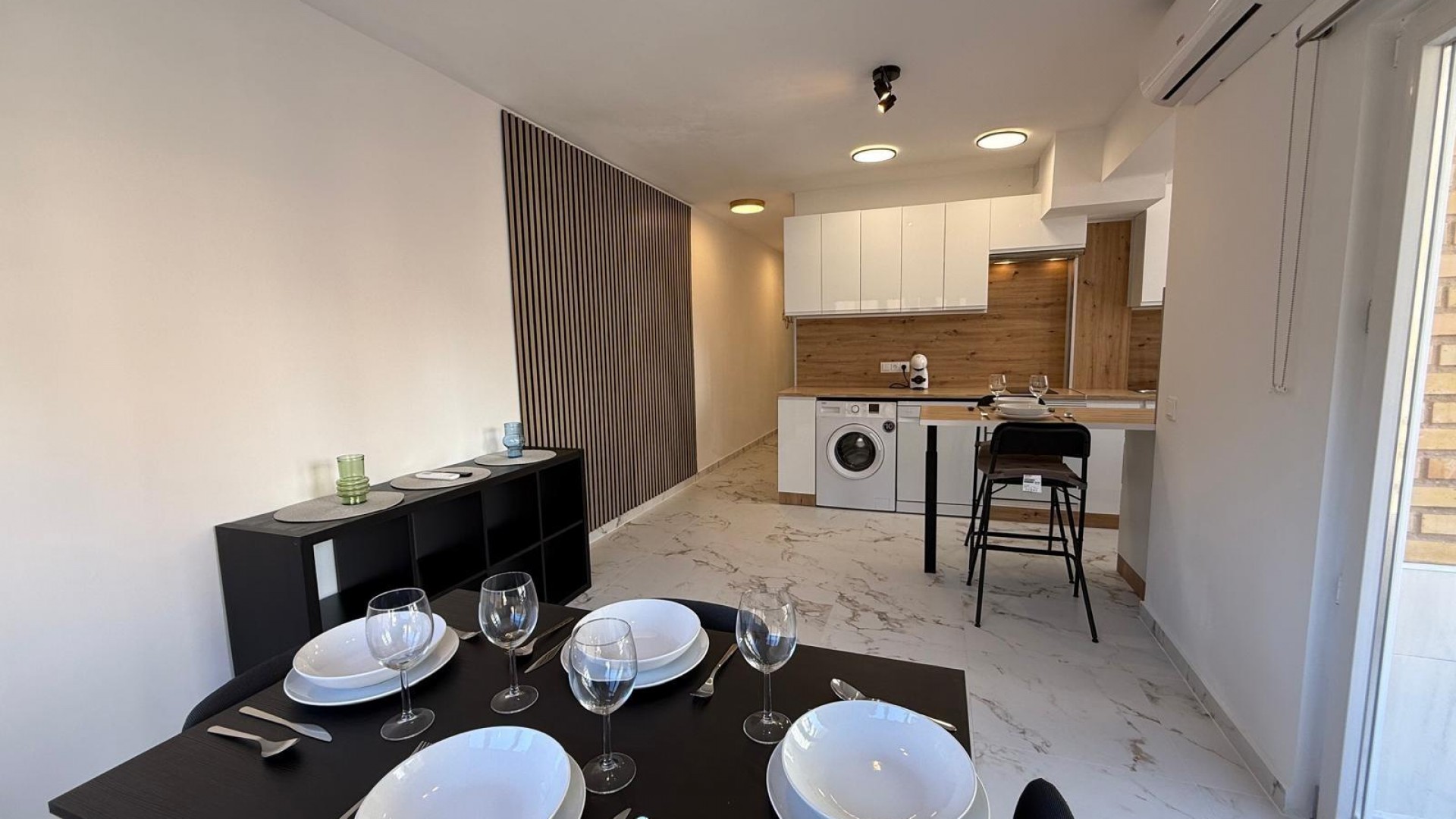 Sprzedaż - Apartament mieszkanie -
Torrevieja - Playa del Cura