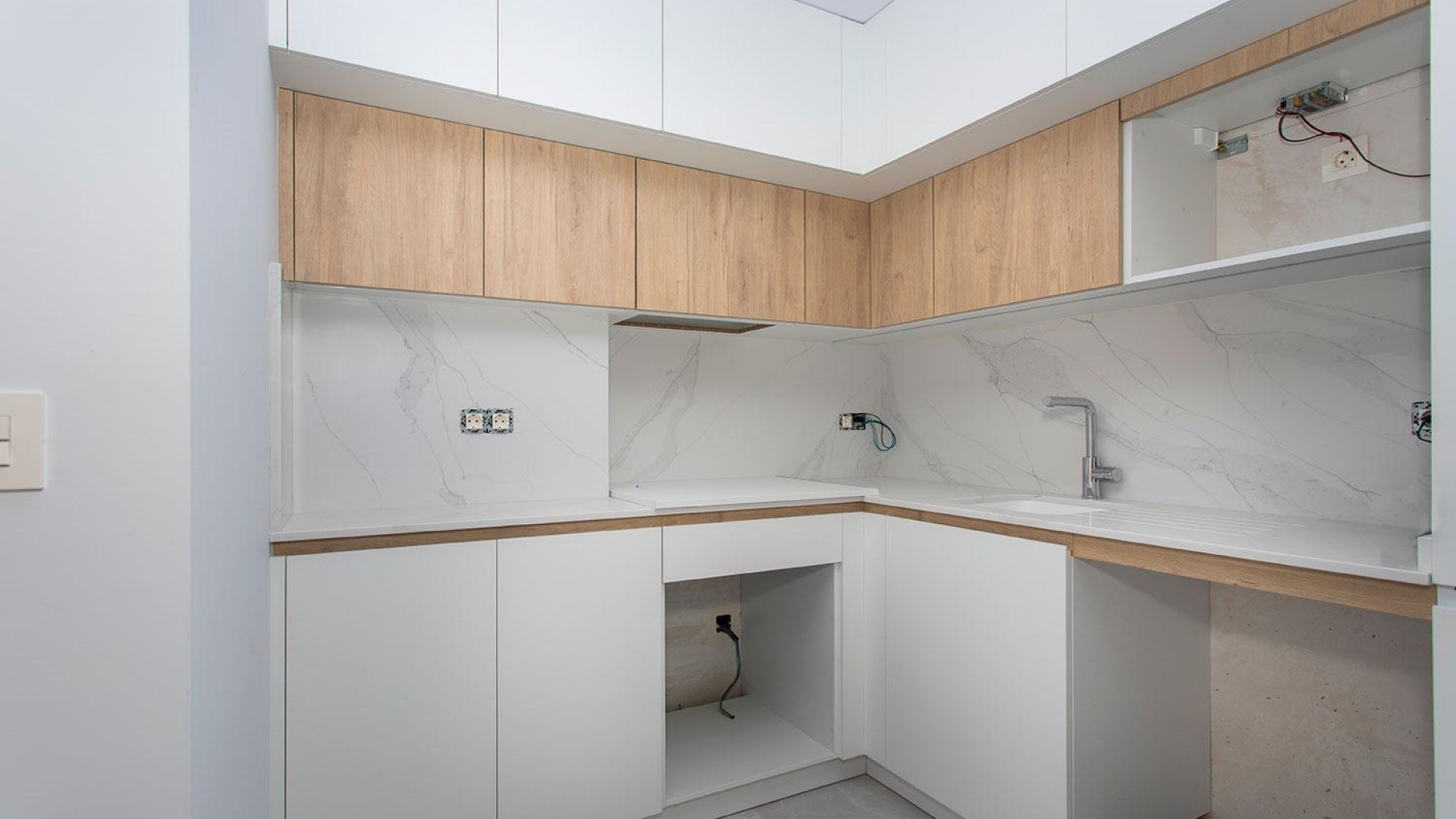 Sprzedaż - Apartament mieszkanie -
Torrevieja - Playa del Cura