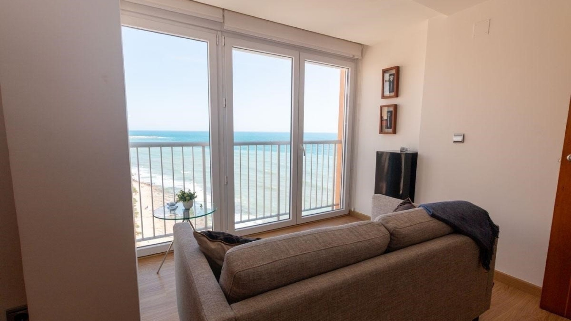 Sprzedaż - Apartament mieszkanie -
Torrevieja - Playa Del Cura