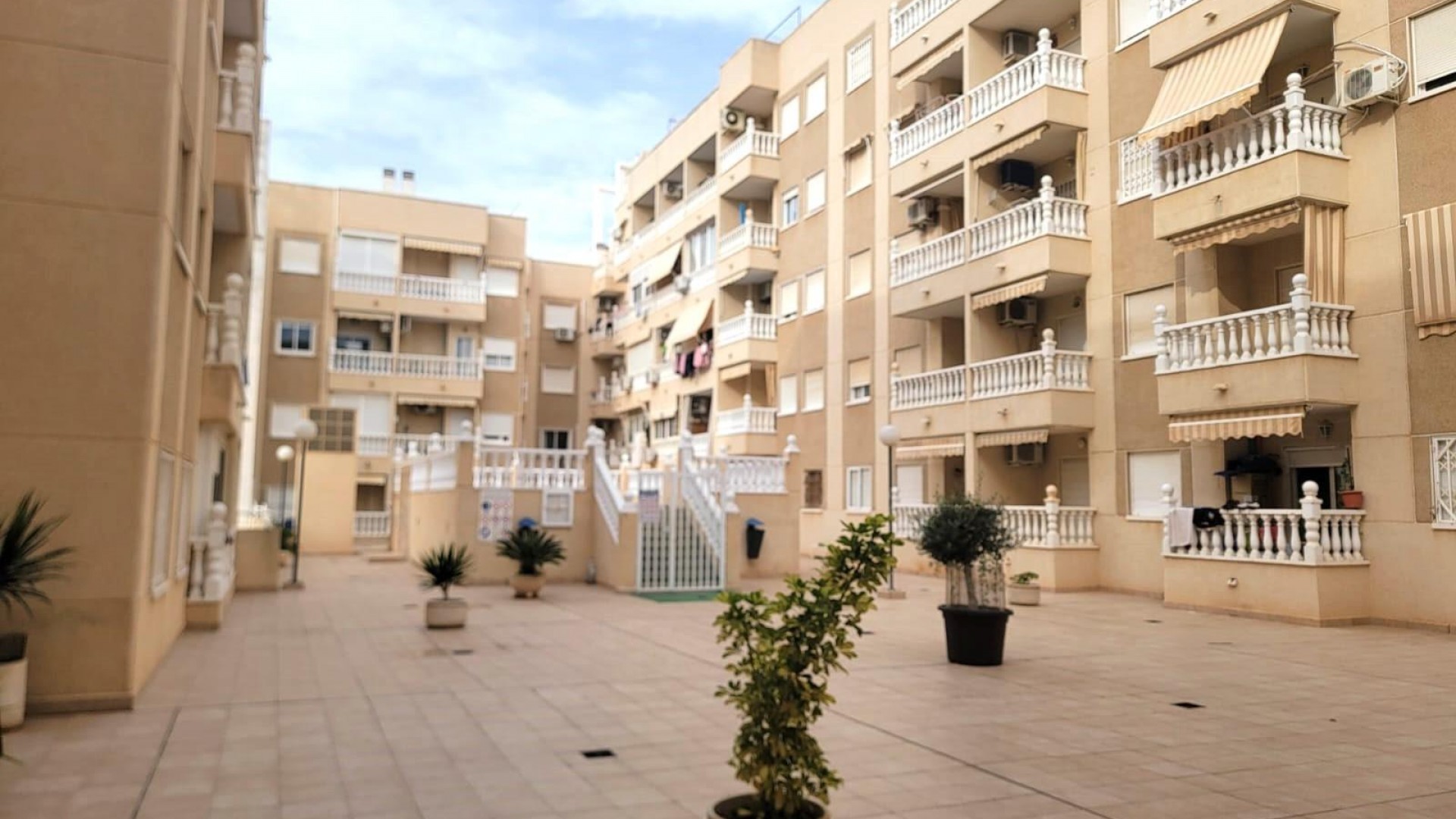 Sprzedaż - Apartament mieszkanie -
Torrevieja - Playa del Cura