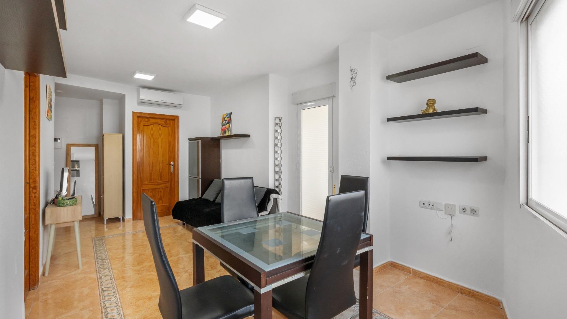 Sprzedaż - Apartament mieszkanie -
Torrevieja - Playa del cura