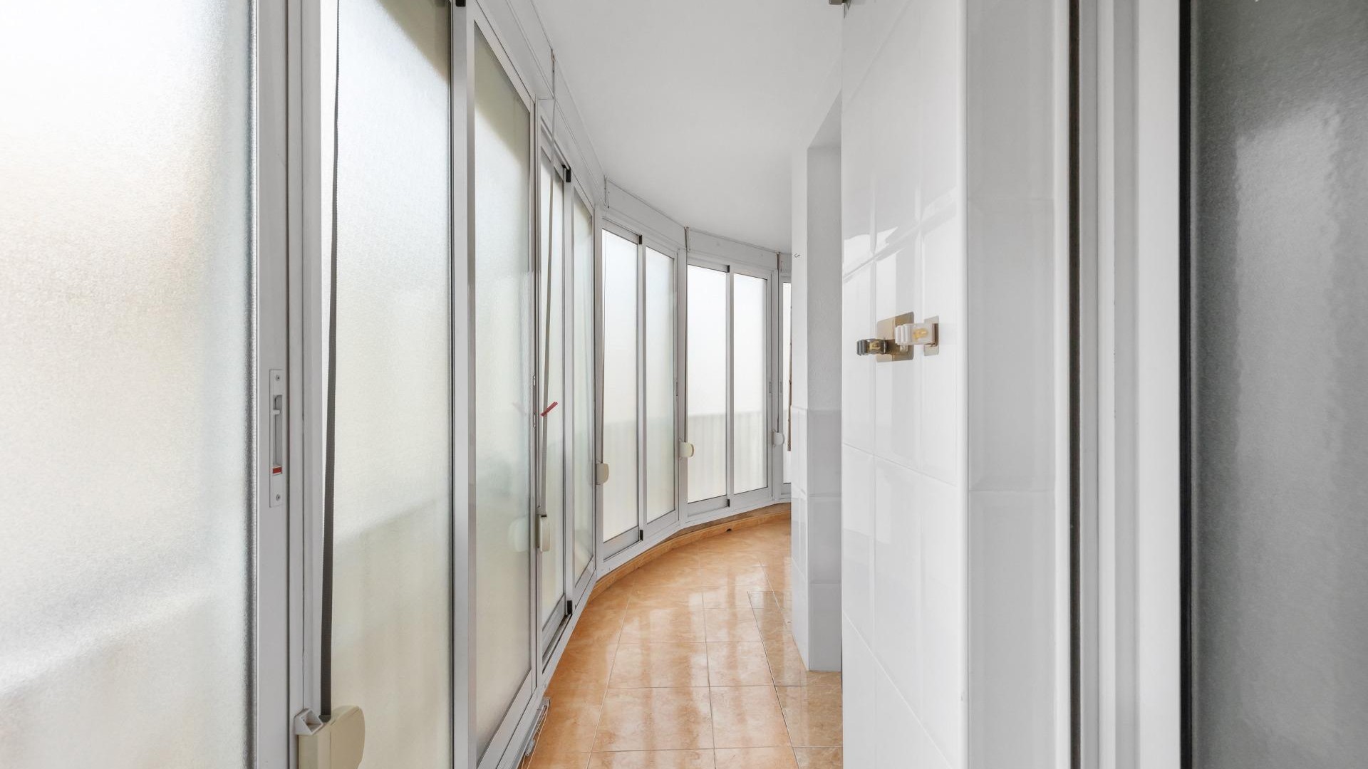 Sprzedaż - Apartament mieszkanie -
Torrevieja - Playa del cura