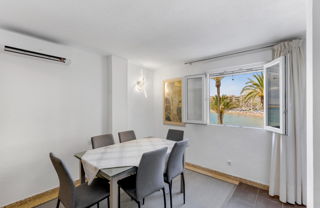 Sprzedaż - Apartament mieszkanie -
Torrevieja - Playa del cura