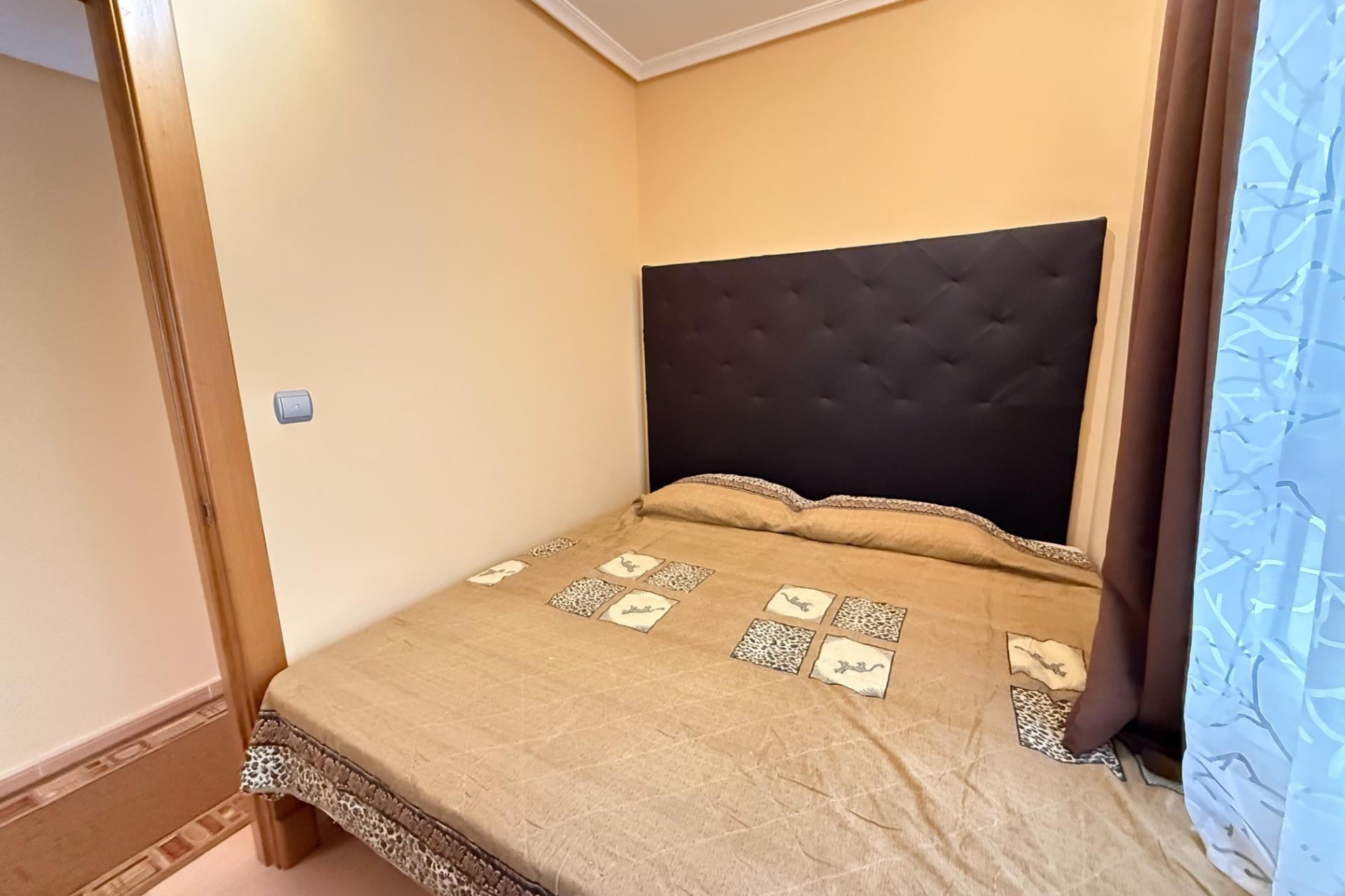 Sprzedaż - Apartament mieszkanie -
Torrevieja - Playa del Cura