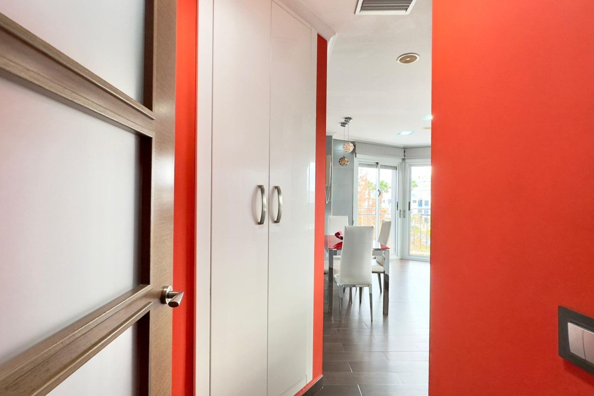 Sprzedaż - Apartament / Mieszkanie -
Torrevieja - Playa del Cura