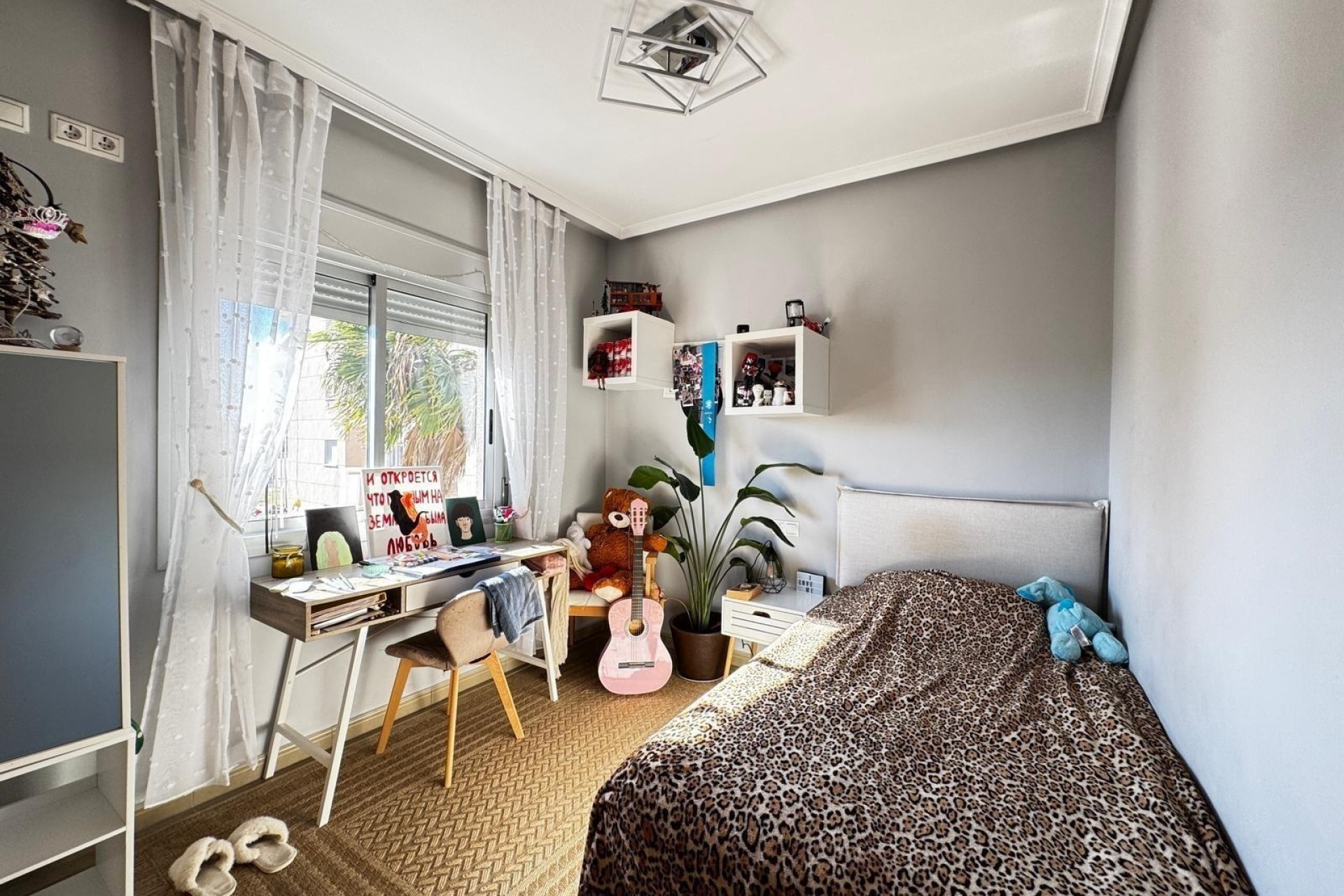 Sprzedaż - Apartament / Mieszkanie -
Torrevieja - Playa del Cura
