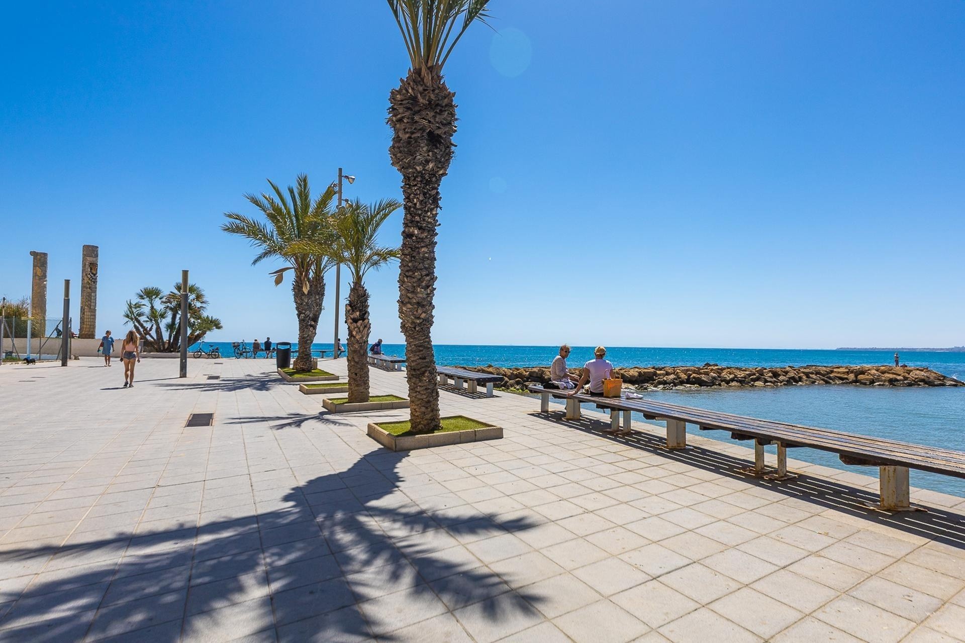 Sprzedaż - Apartament / Mieszkanie -
Torrevieja - Playa del Cura