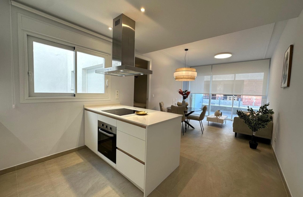 Sprzedaż - Apartament / Mieszkanie -
Torrevieja - Playa del Cura