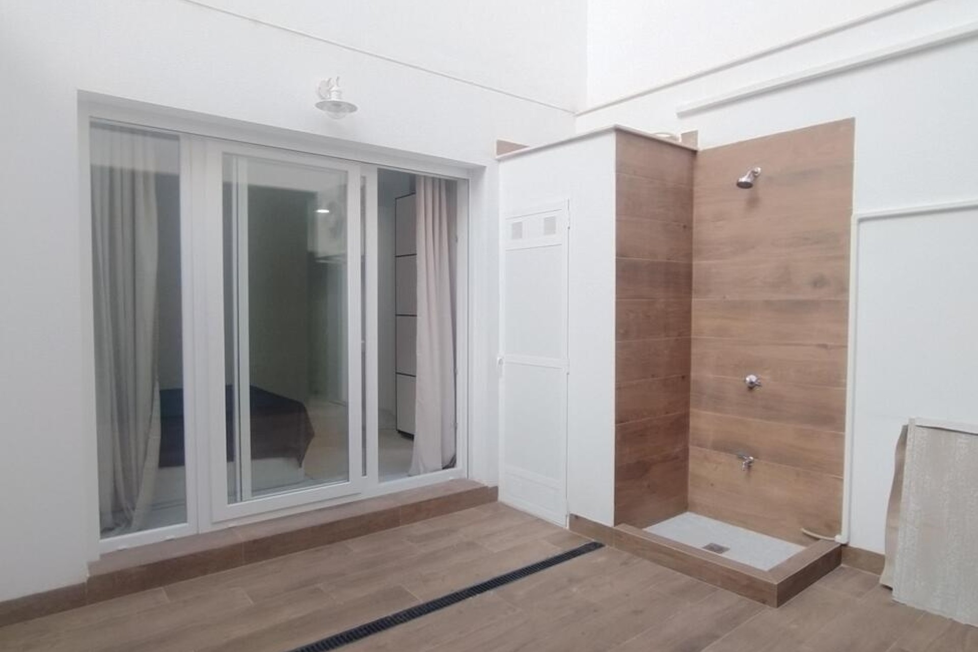 Sprzedaż - Apartament / Mieszkanie -
Torrevieja - Playa del Cura