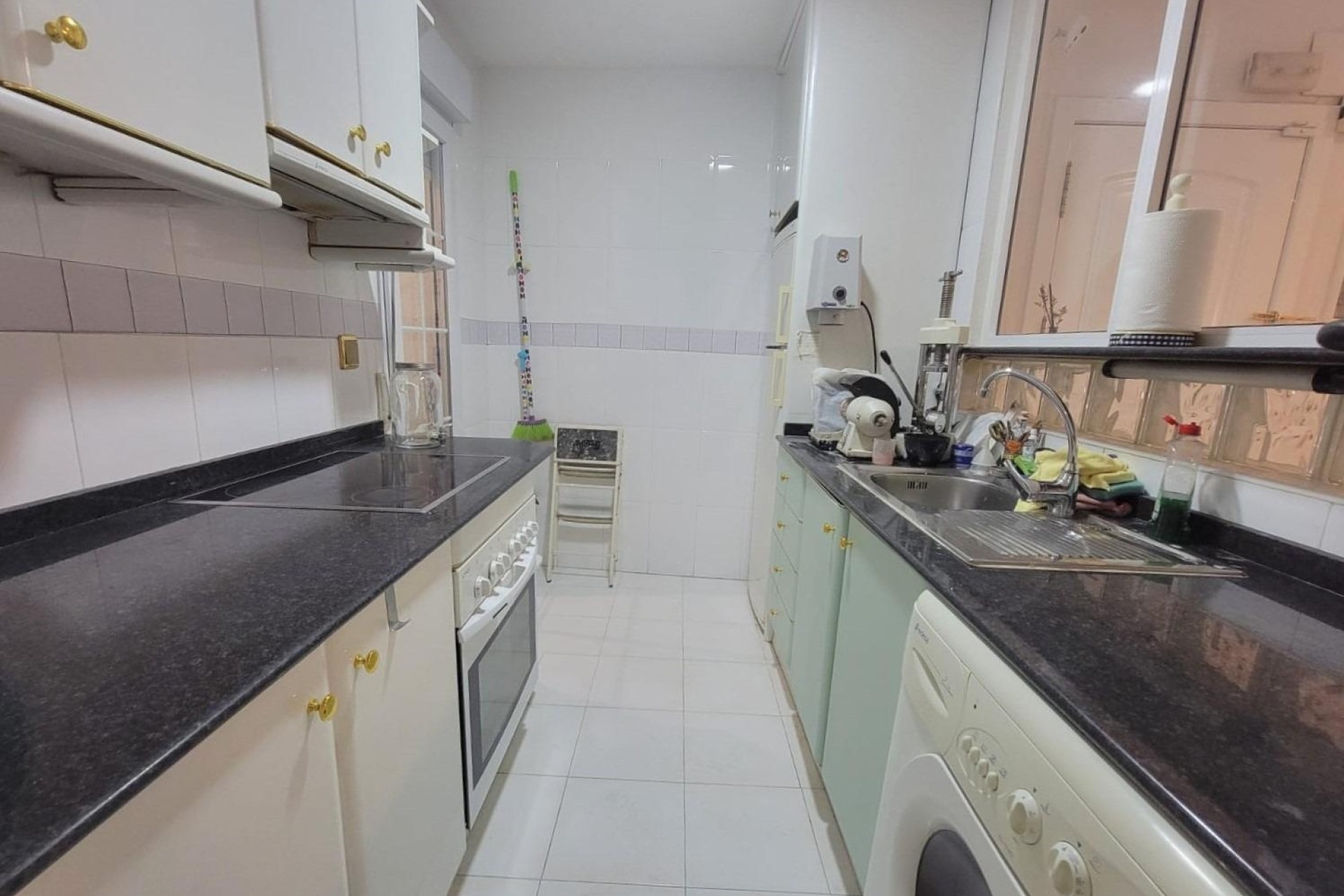 Sprzedaż - Apartament / Mieszkanie -
Torrevieja - Playa del Cura