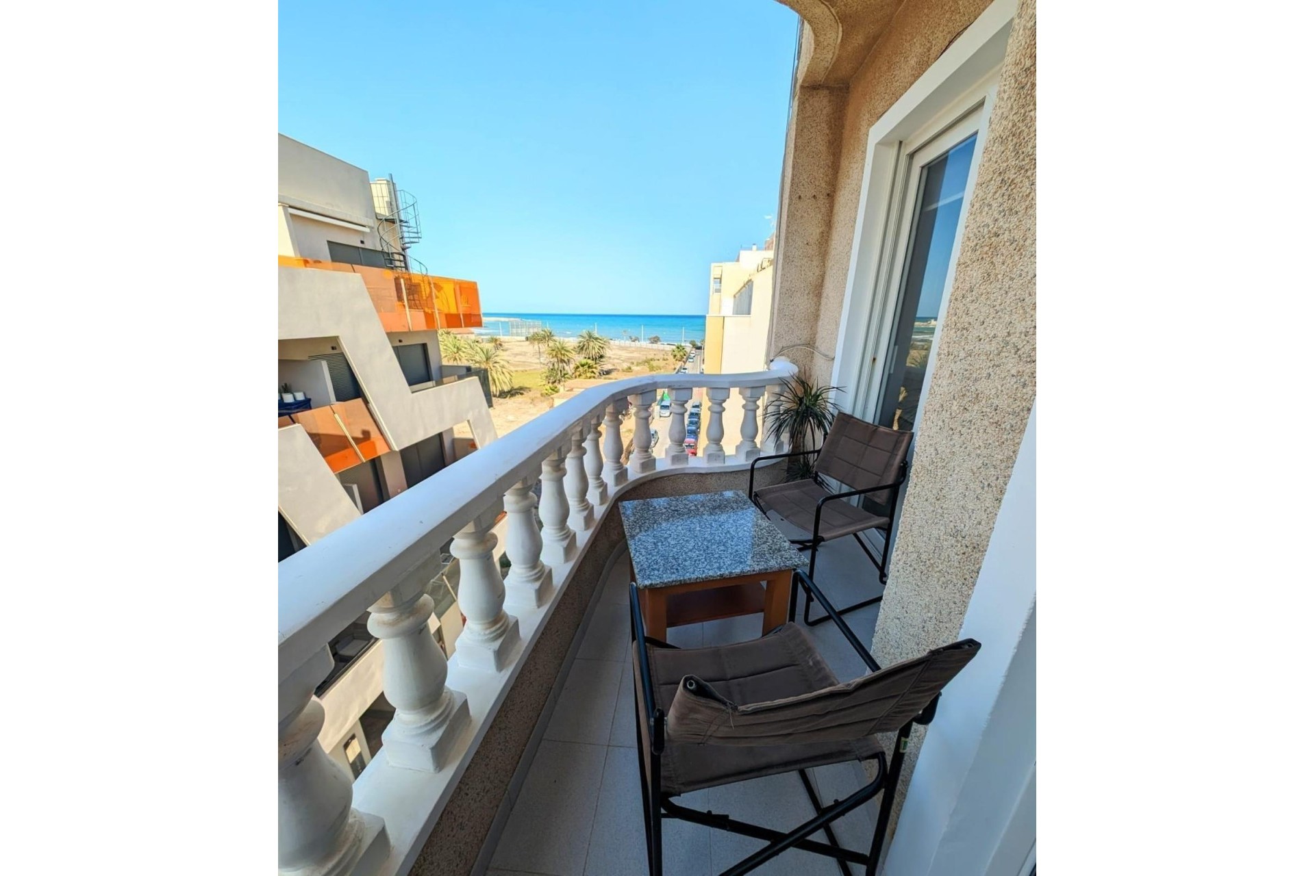 Sprzedaż - Apartament / Mieszkanie -
Torrevieja - Playa del Cura