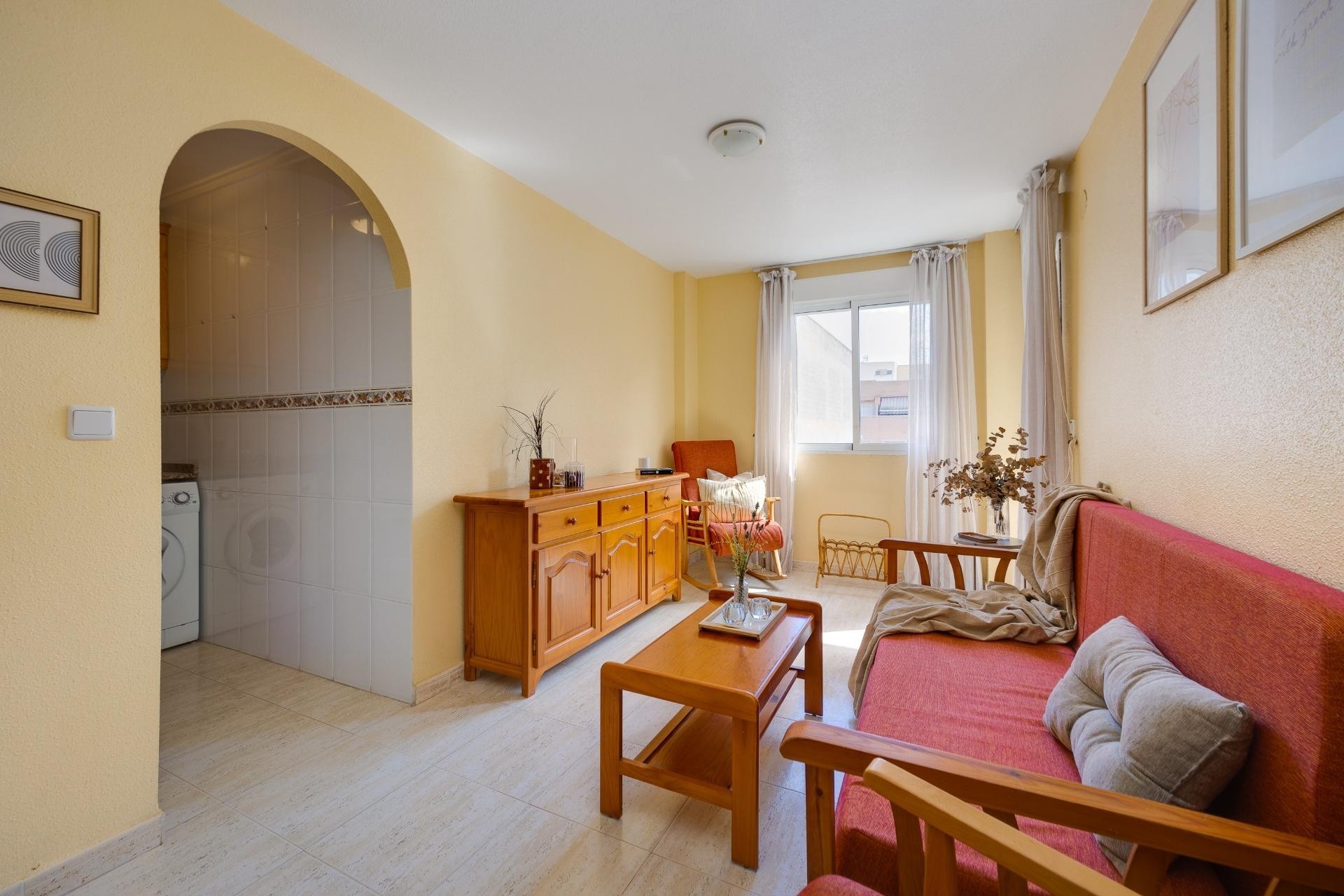 Sprzedaż - Apartament / Mieszkanie -
Torrevieja - Playa del Cura