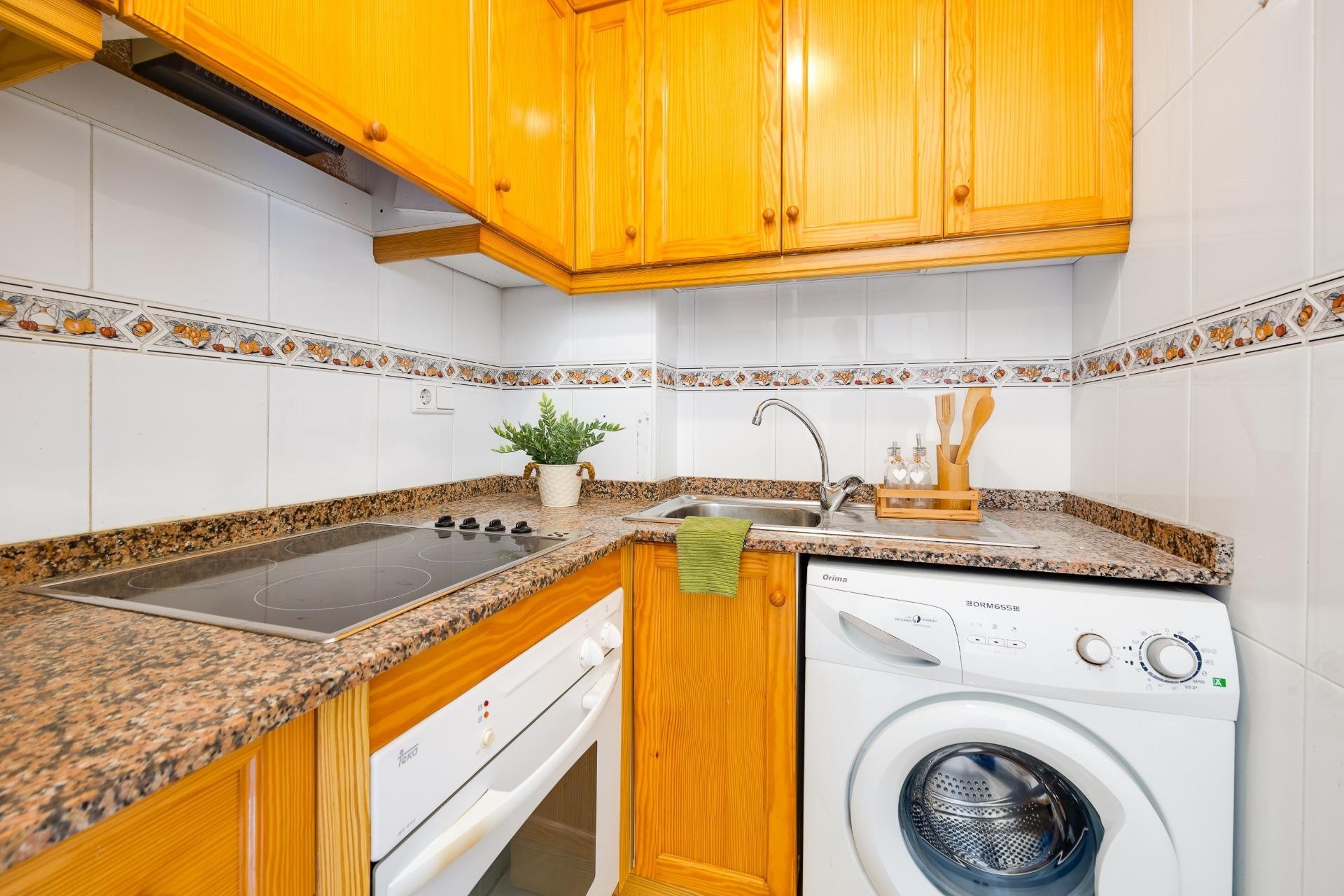 Sprzedaż - Apartament / Mieszkanie -
Torrevieja - Playa del Cura