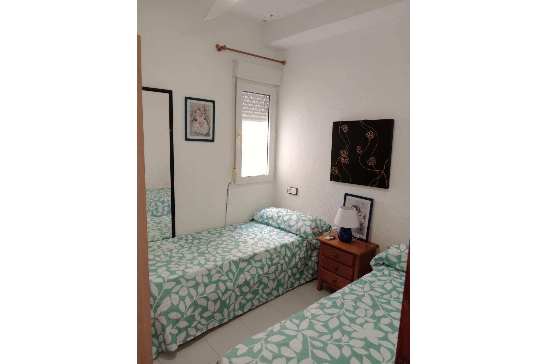 Sprzedaż - Apartament / Mieszkanie -
Torrevieja - Playa del Cura
