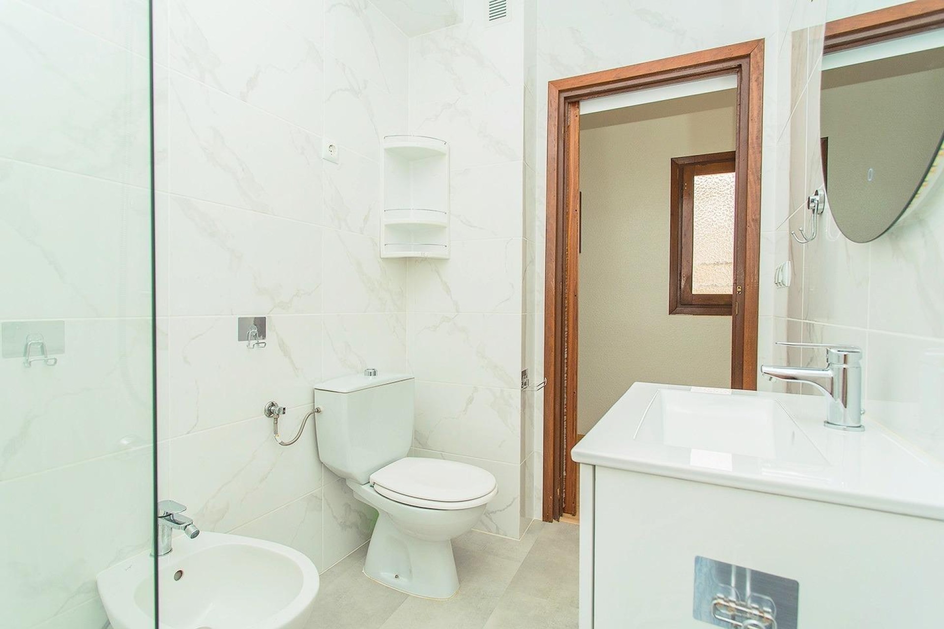 Sprzedaż - Apartament / Mieszkanie -
Torrevieja - Playa del Cura