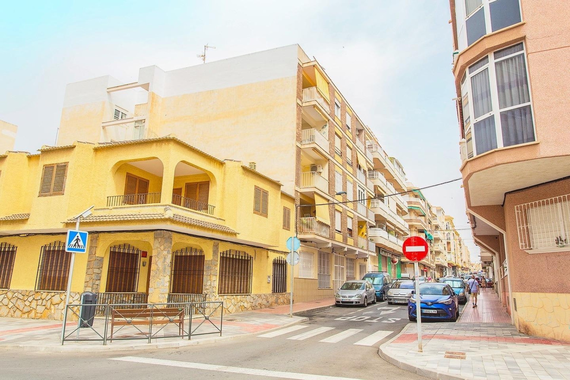 Sprzedaż - Apartament / Mieszkanie -
Torrevieja - Playa del Cura