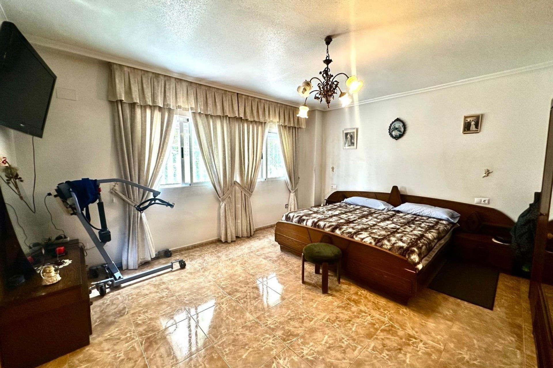 Sprzedaż - Apartament / Mieszkanie -
Torrevieja - Playa del Cura