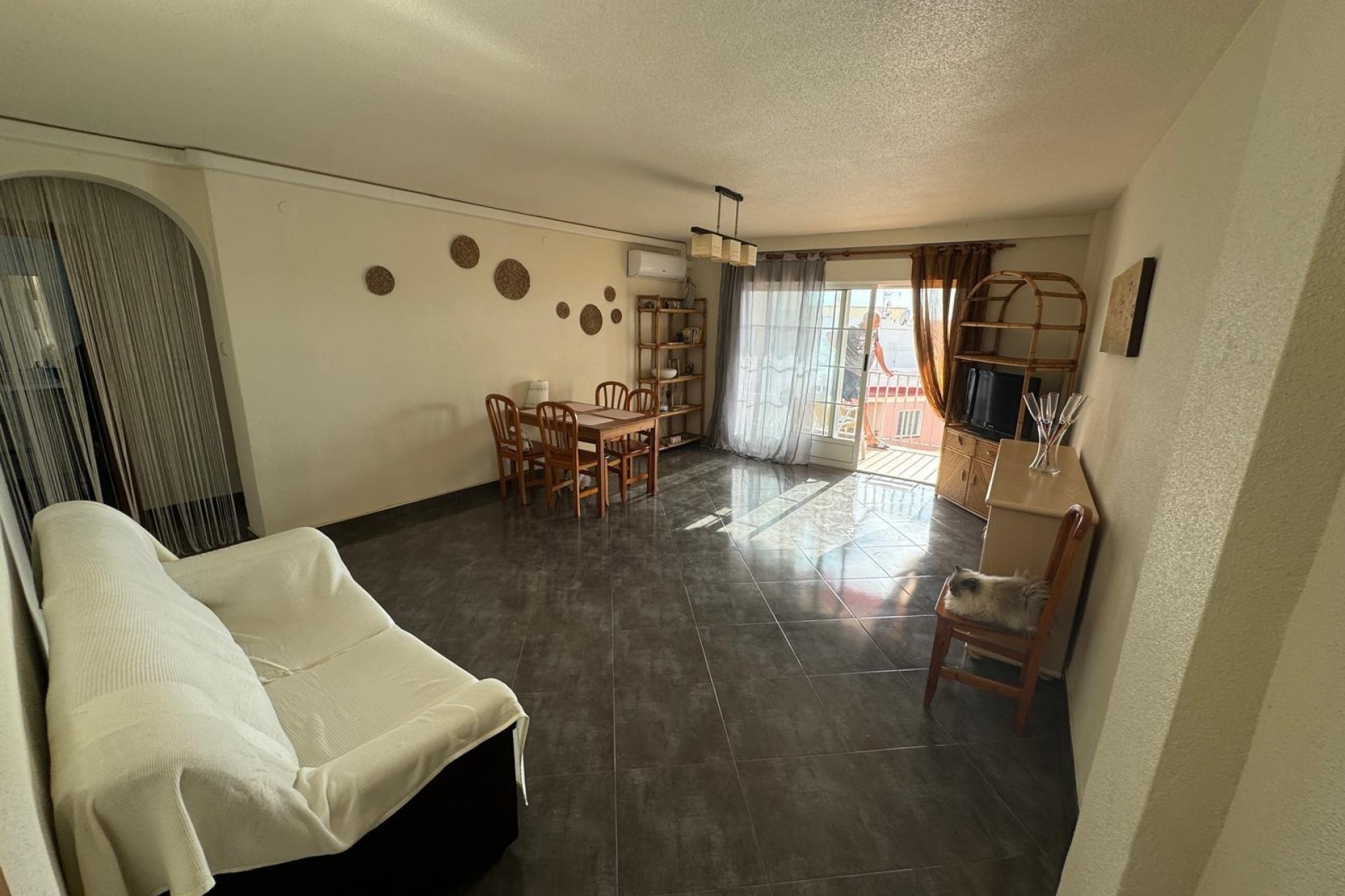 Sprzedaż - Apartament / Mieszkanie -
Torrevieja - Playa del Cura