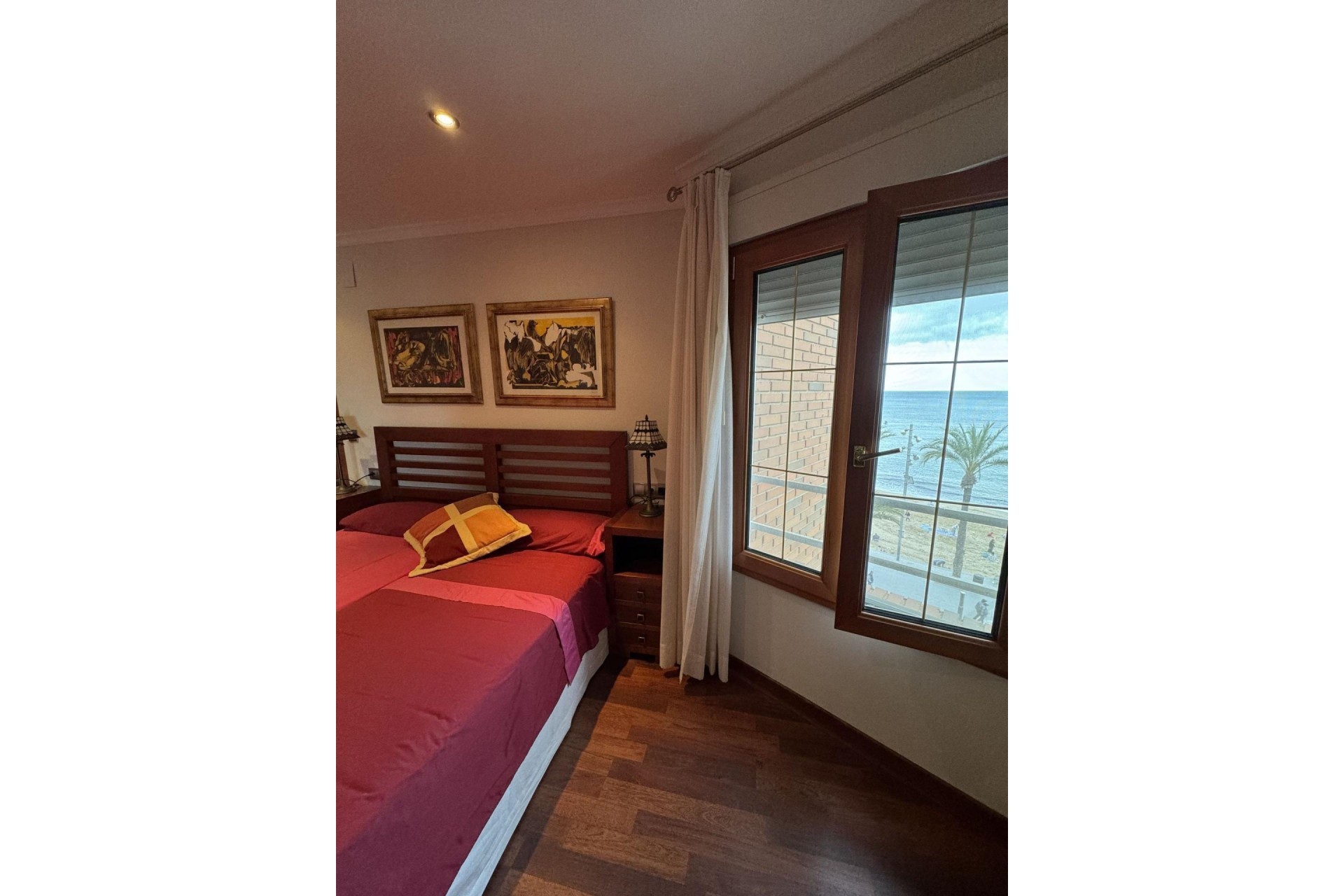 Sprzedaż - Apartament / Mieszkanie -
Torrevieja - Playa del Cura