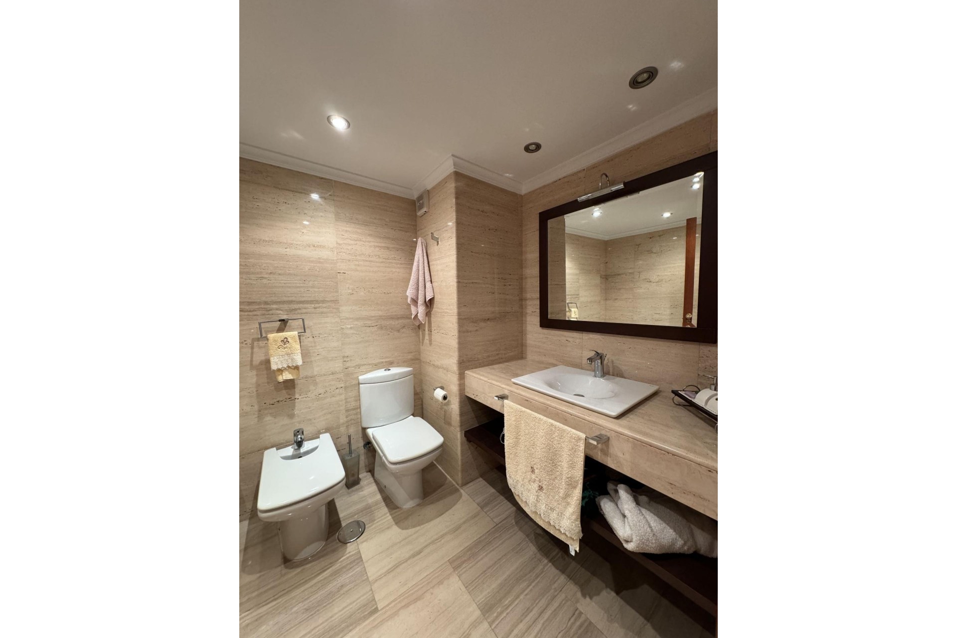 Sprzedaż - Apartament / Mieszkanie -
Torrevieja - Playa del Cura