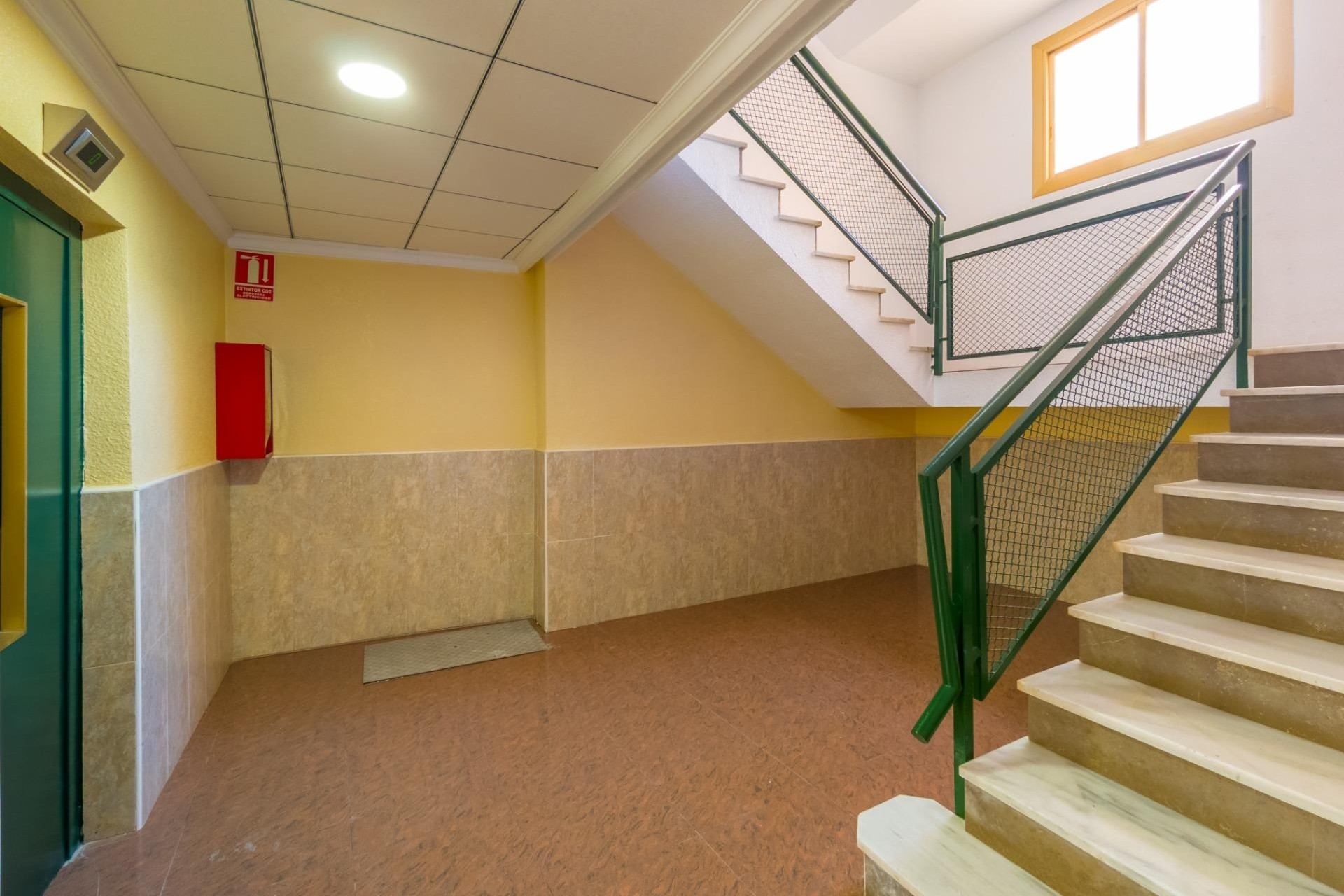 Sprzedaż - Apartament / Mieszkanie -
Torrevieja - Playa del Cura