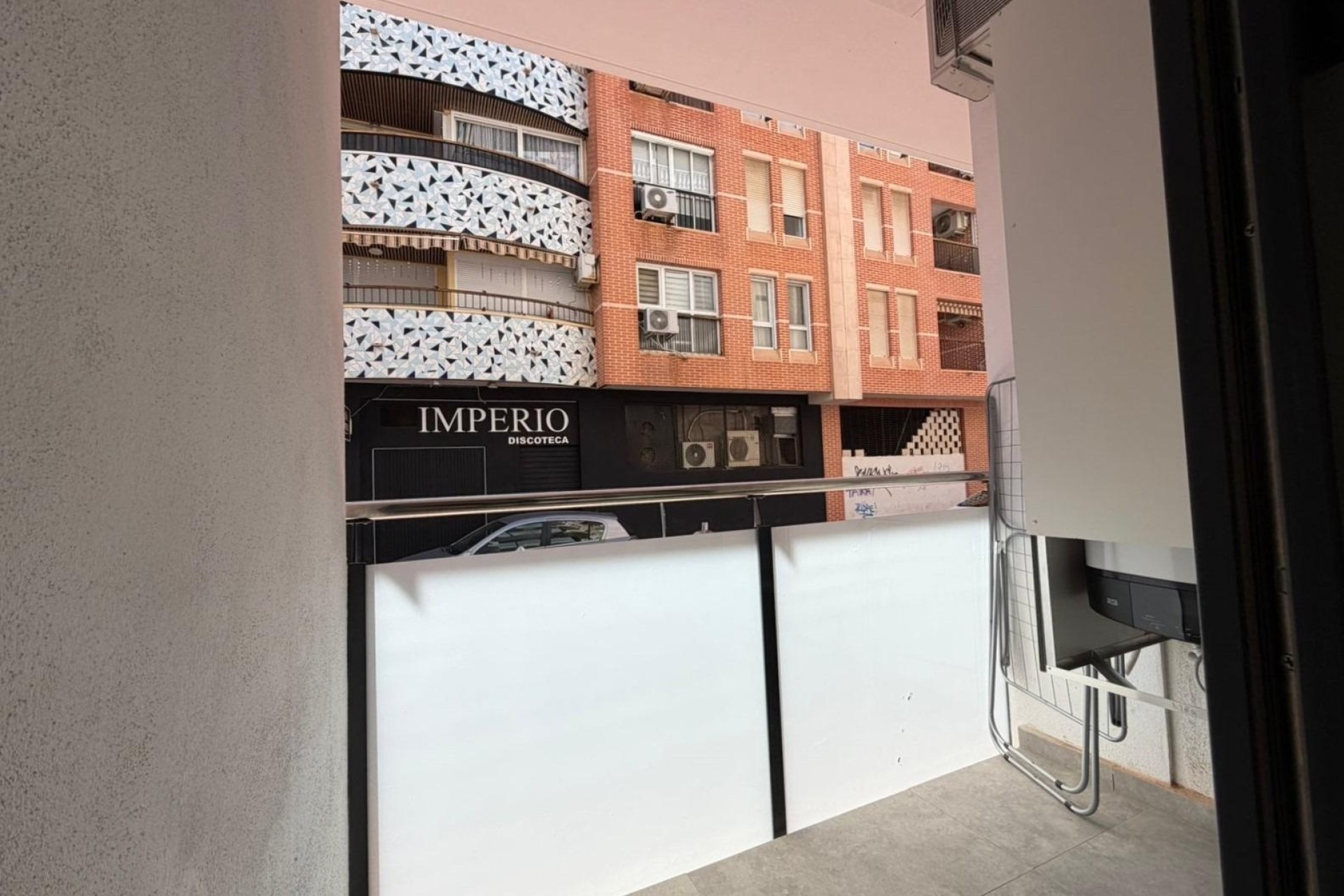 Sprzedaż - Apartament / Mieszkanie -
Torrevieja - Playa del Cura