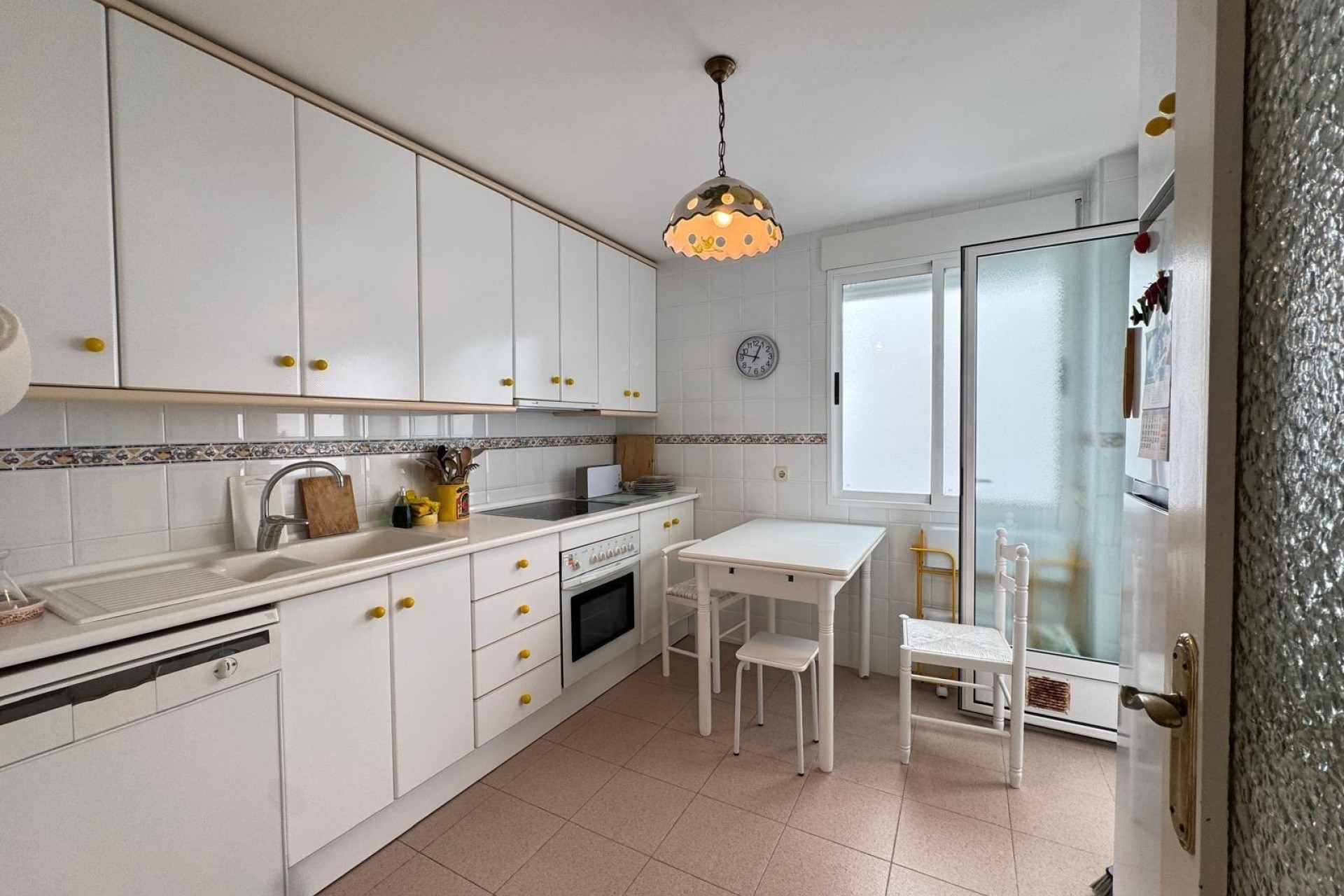 Sprzedaż - Apartament / Mieszkanie -
Torrevieja - Playa del Cura