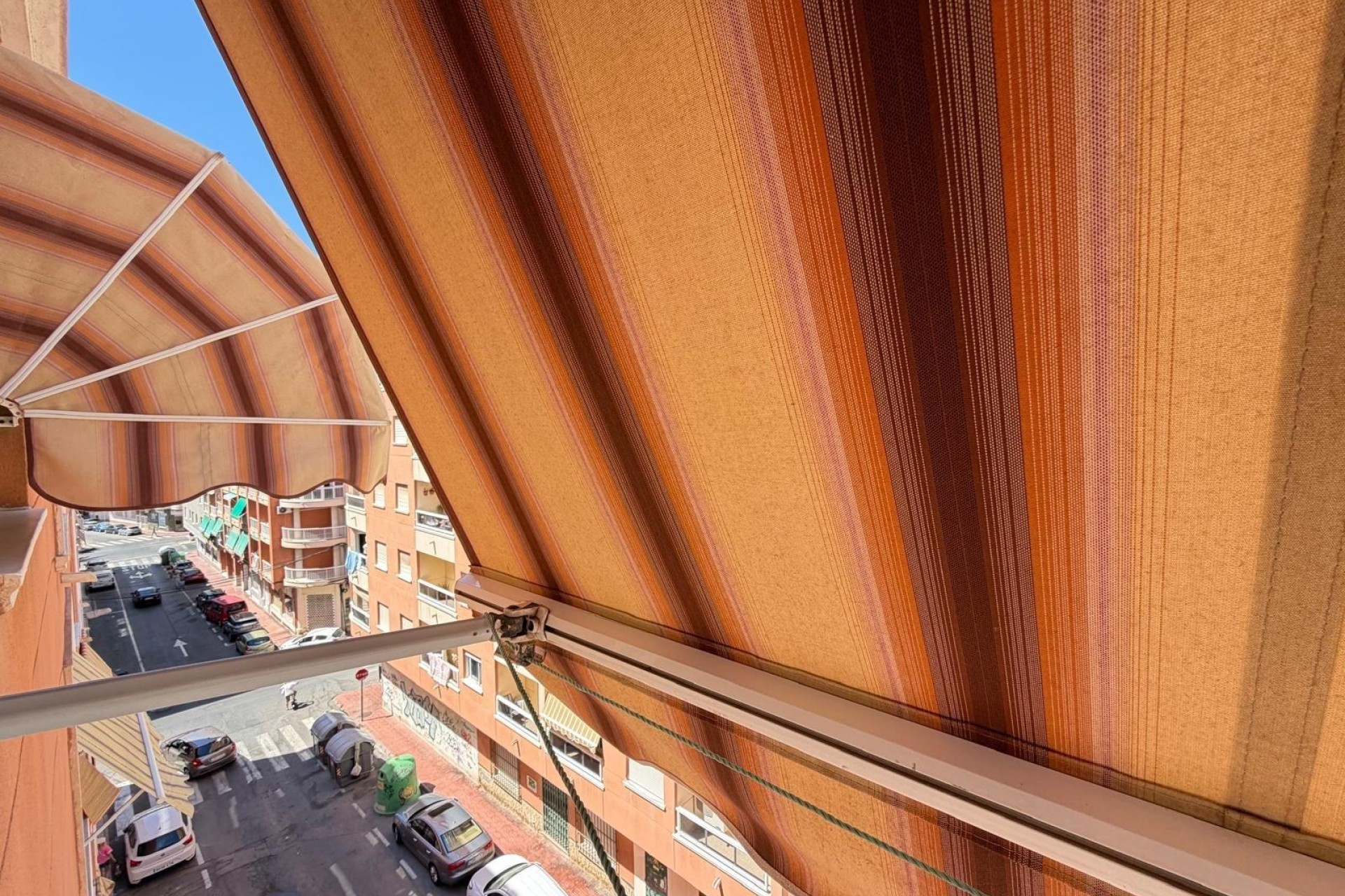 Sprzedaż - Apartament / Mieszkanie -
Torrevieja - Playa del Cura